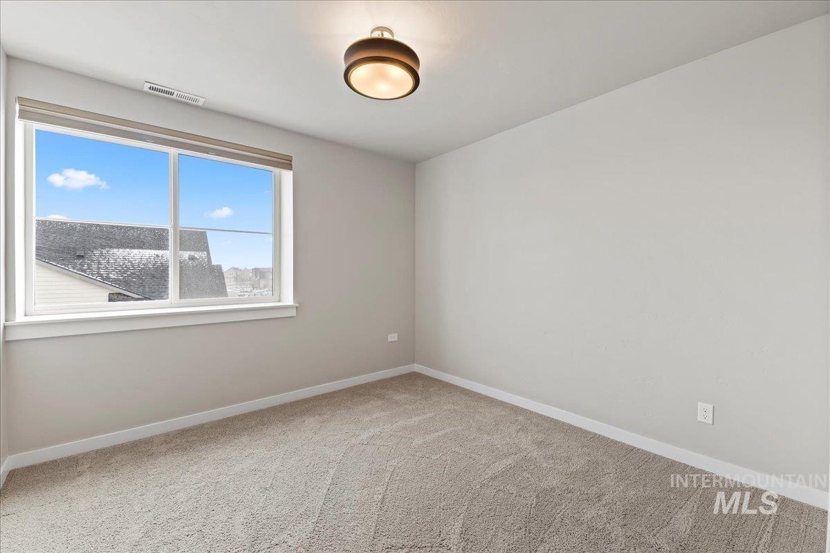 10239 Silversun St, Nampa, Idaho 83687, 4 Bedrooms, 2.5 Bathrooms, Residential For Sale, Price $470,000,MLS 98975310