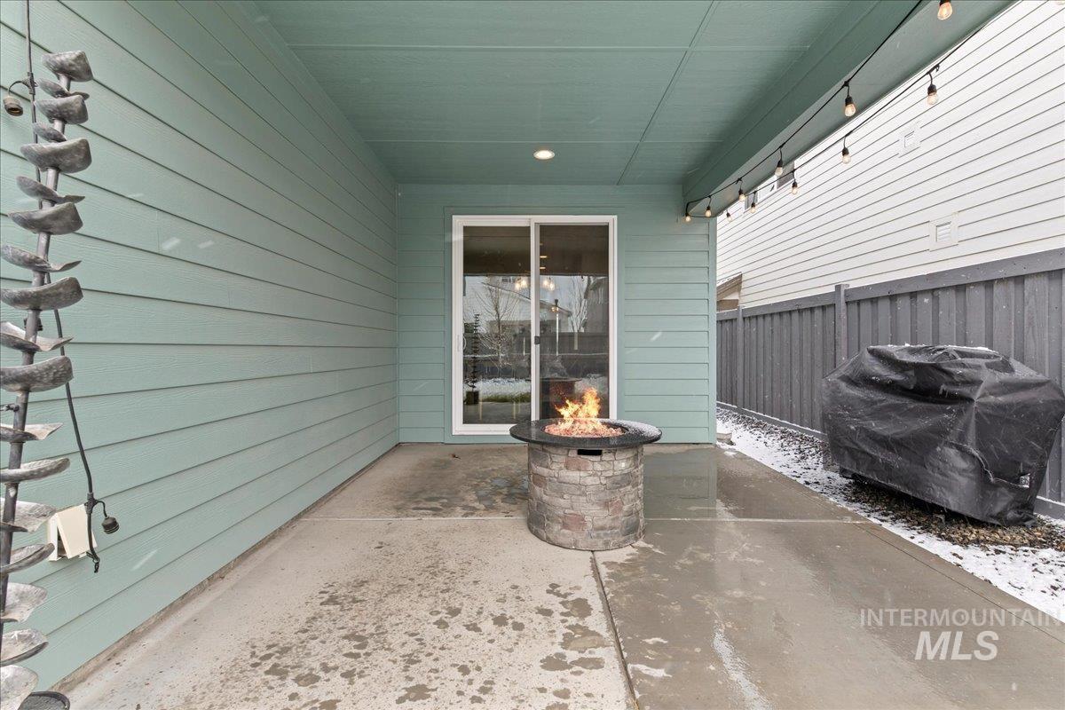 10239 Silversun St, Nampa, Idaho 83687, 4 Bedrooms, 2.5 Bathrooms, Residential For Sale, Price $470,000,MLS 98975310