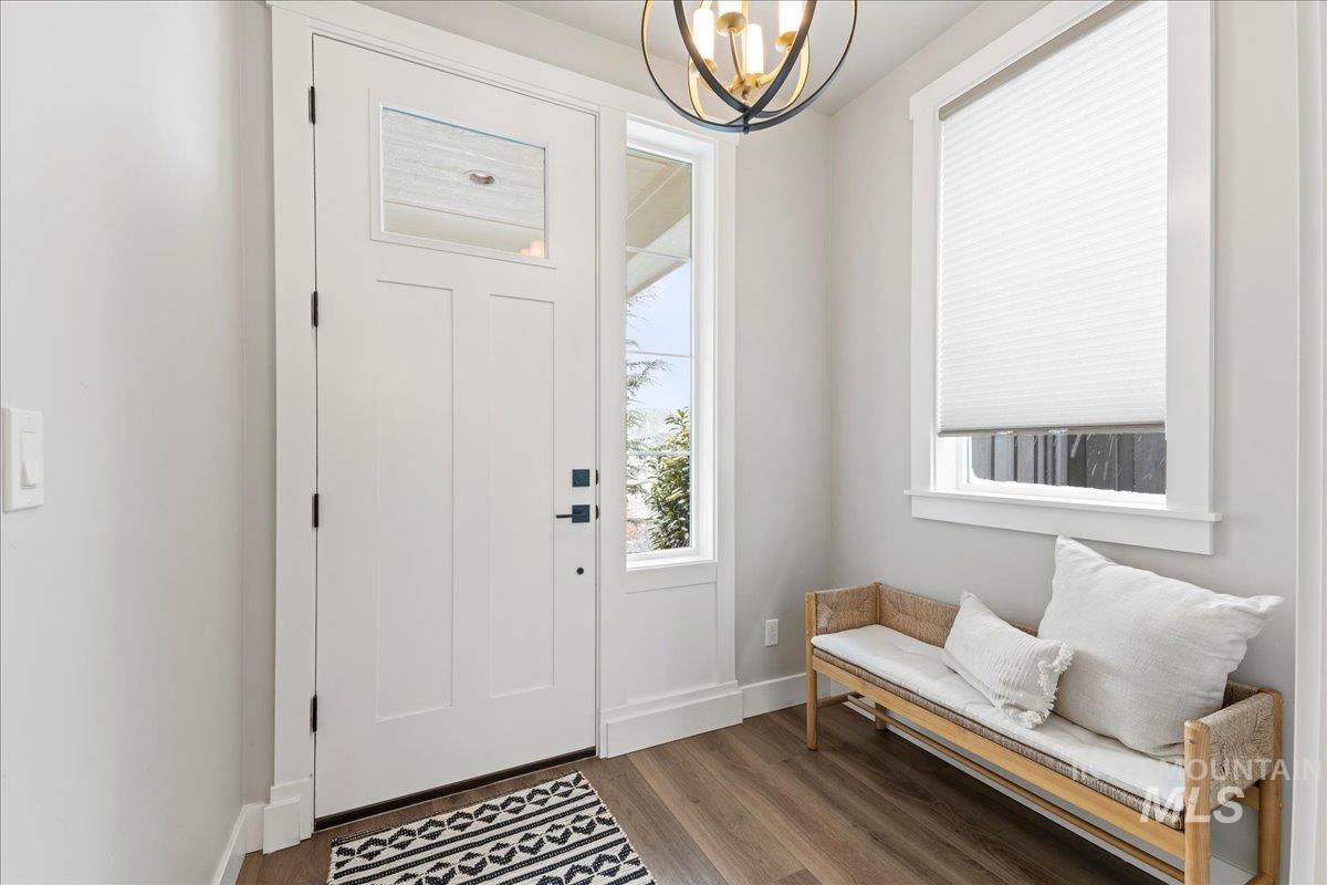 10239 Silversun St, Nampa, Idaho 83687, 4 Bedrooms, 2.5 Bathrooms, Residential For Sale, Price $470,000,MLS 98975310