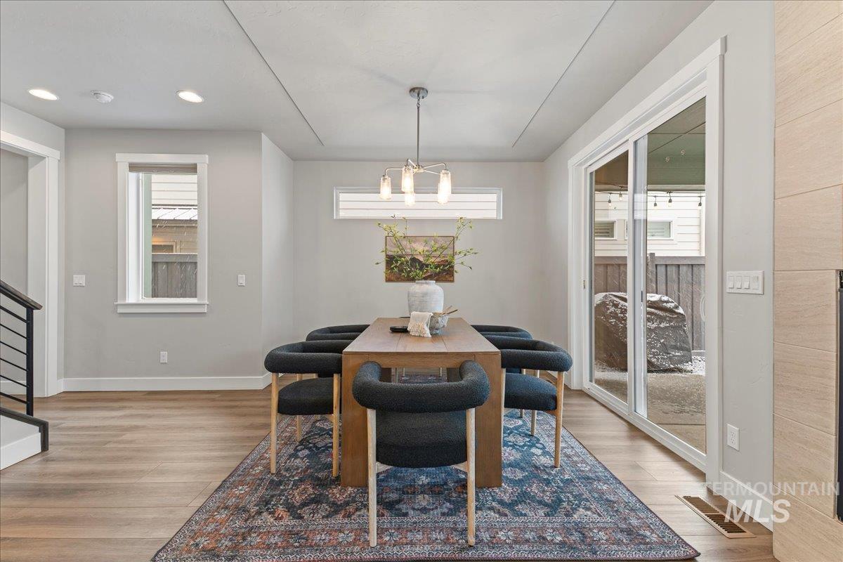 10239 Silversun St, Nampa, Idaho 83687, 4 Bedrooms, 2.5 Bathrooms, Residential For Sale, Price $470,000,MLS 98975310