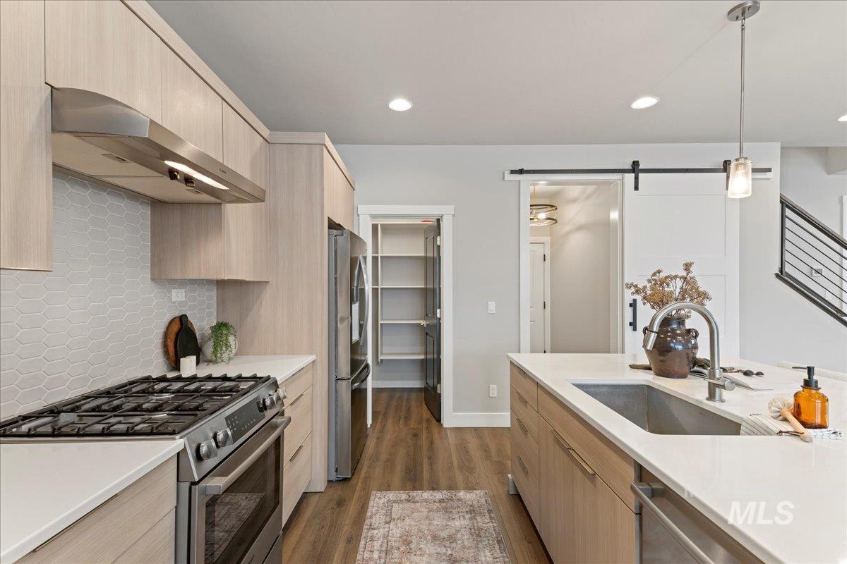 10239 Silversun St, Nampa, Idaho 83687, 4 Bedrooms, 2.5 Bathrooms, Residential For Sale, Price $470,000,MLS 98975310