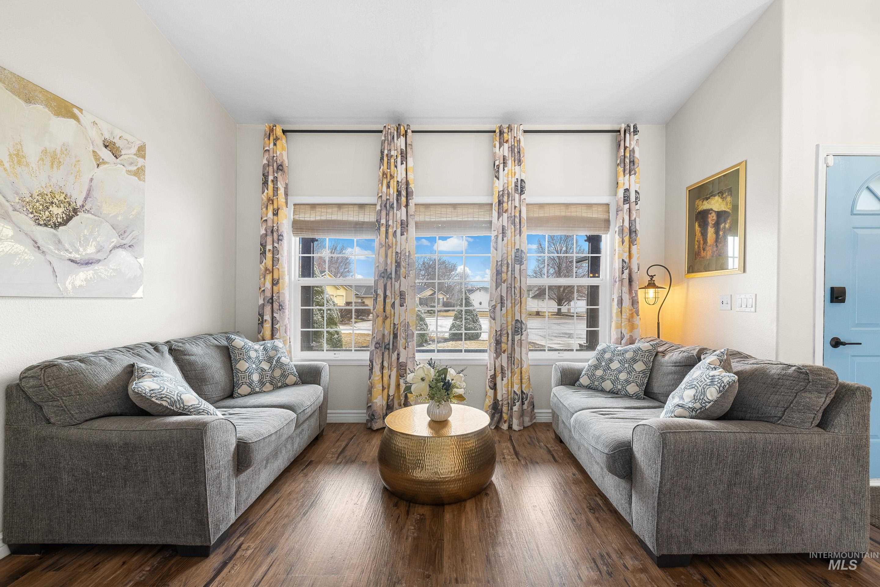 2600 W Creekstone, Meridian, Idaho 83642, 4 Bedrooms, 3 Bathrooms, Residential For Sale, Price $475,000,MLS 98975311