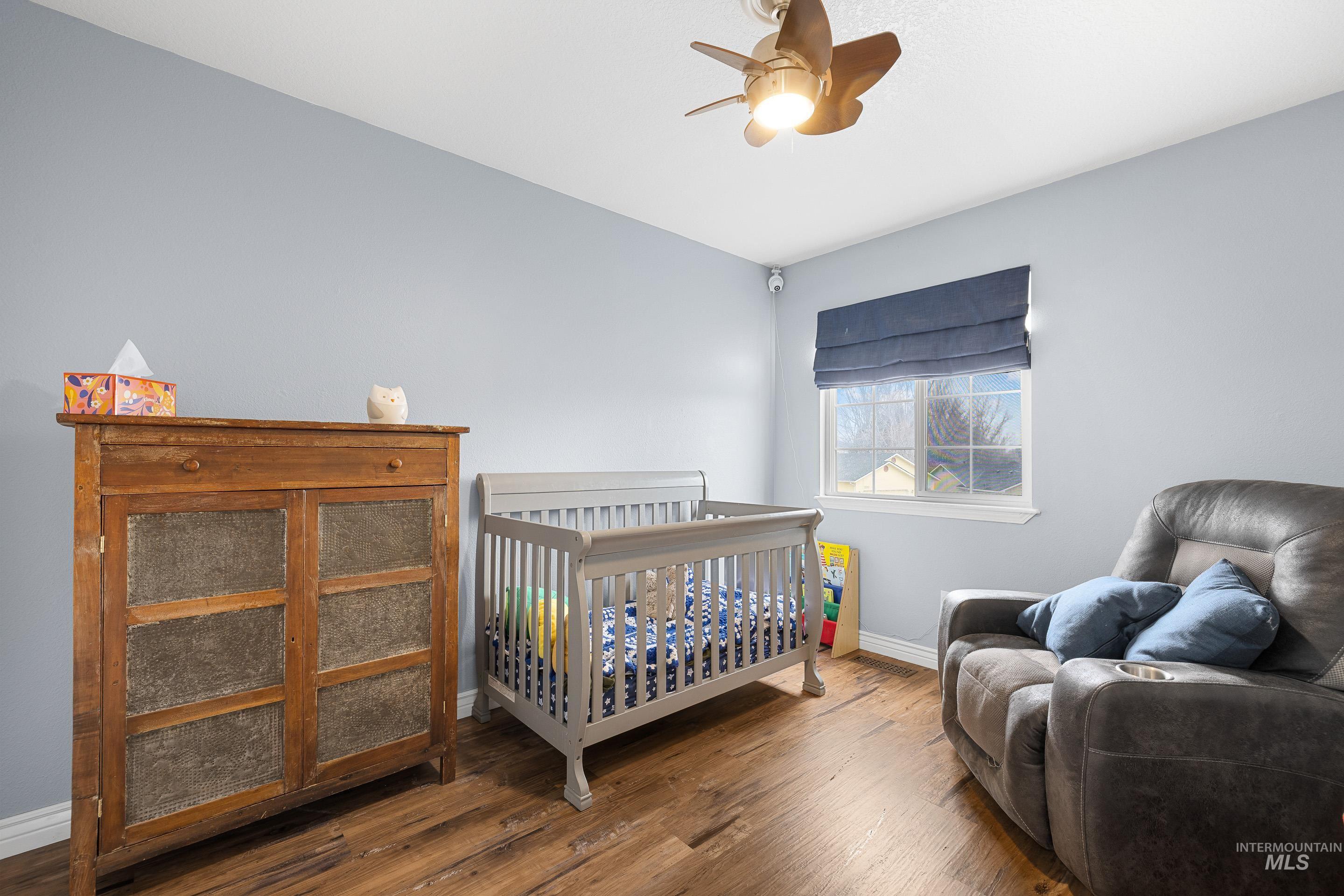 2600 W Creekstone, Meridian, Idaho 83642, 4 Bedrooms, 3 Bathrooms, Residential For Sale, Price $475,000,MLS 98975311