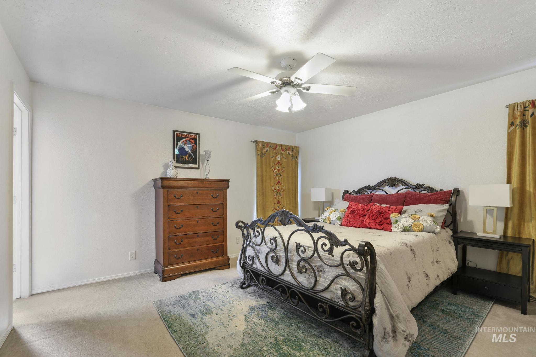 733 Oleary Way, Twin Falls, Idaho 83301-8235, 3 Bedrooms, 2 Bathrooms, Residential For Sale, Price $349,900,MLS 98975315