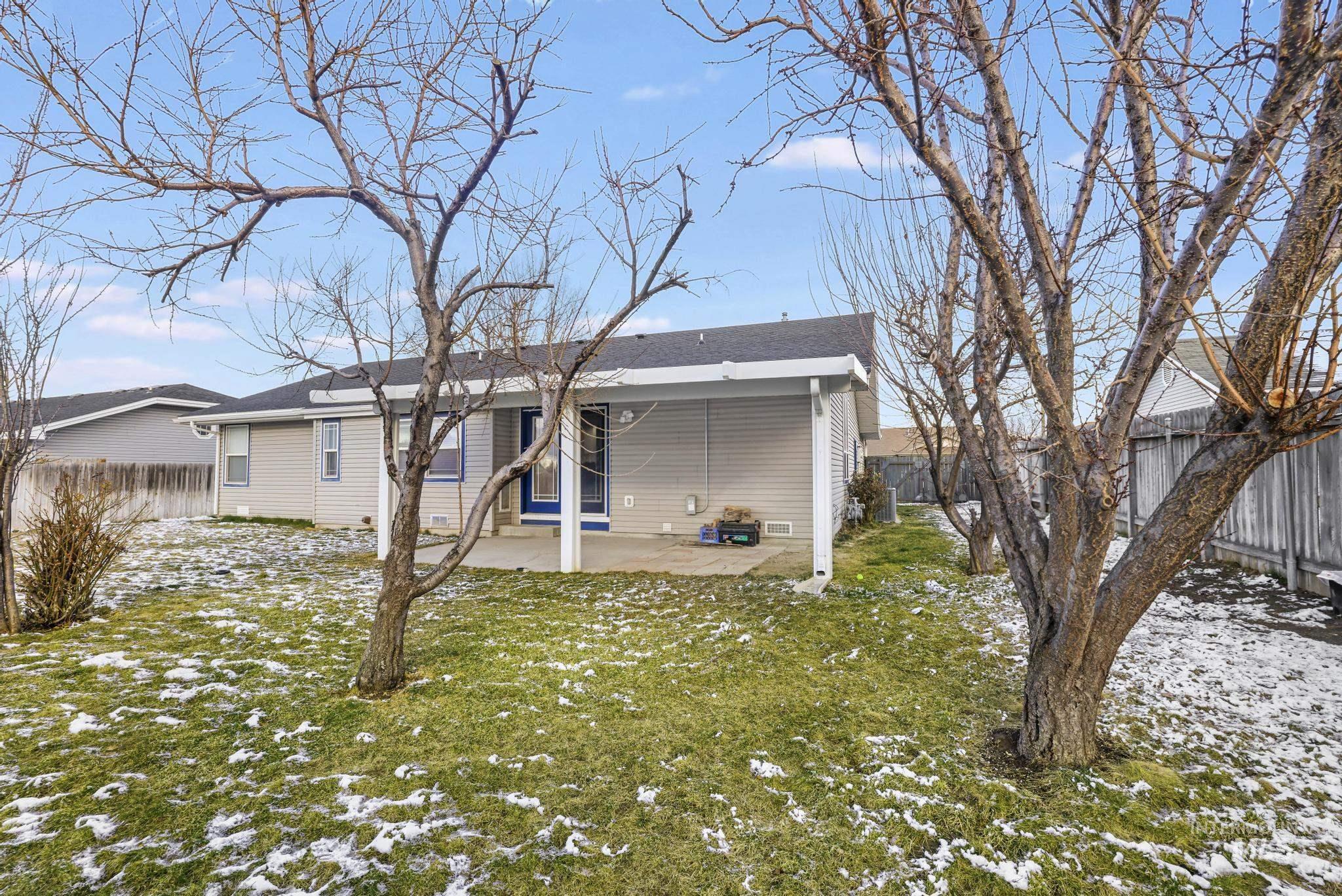 733 Oleary Way, Twin Falls, Idaho 83301-8235, 3 Bedrooms, 2 Bathrooms, Residential For Sale, Price $349,900,MLS 98975315