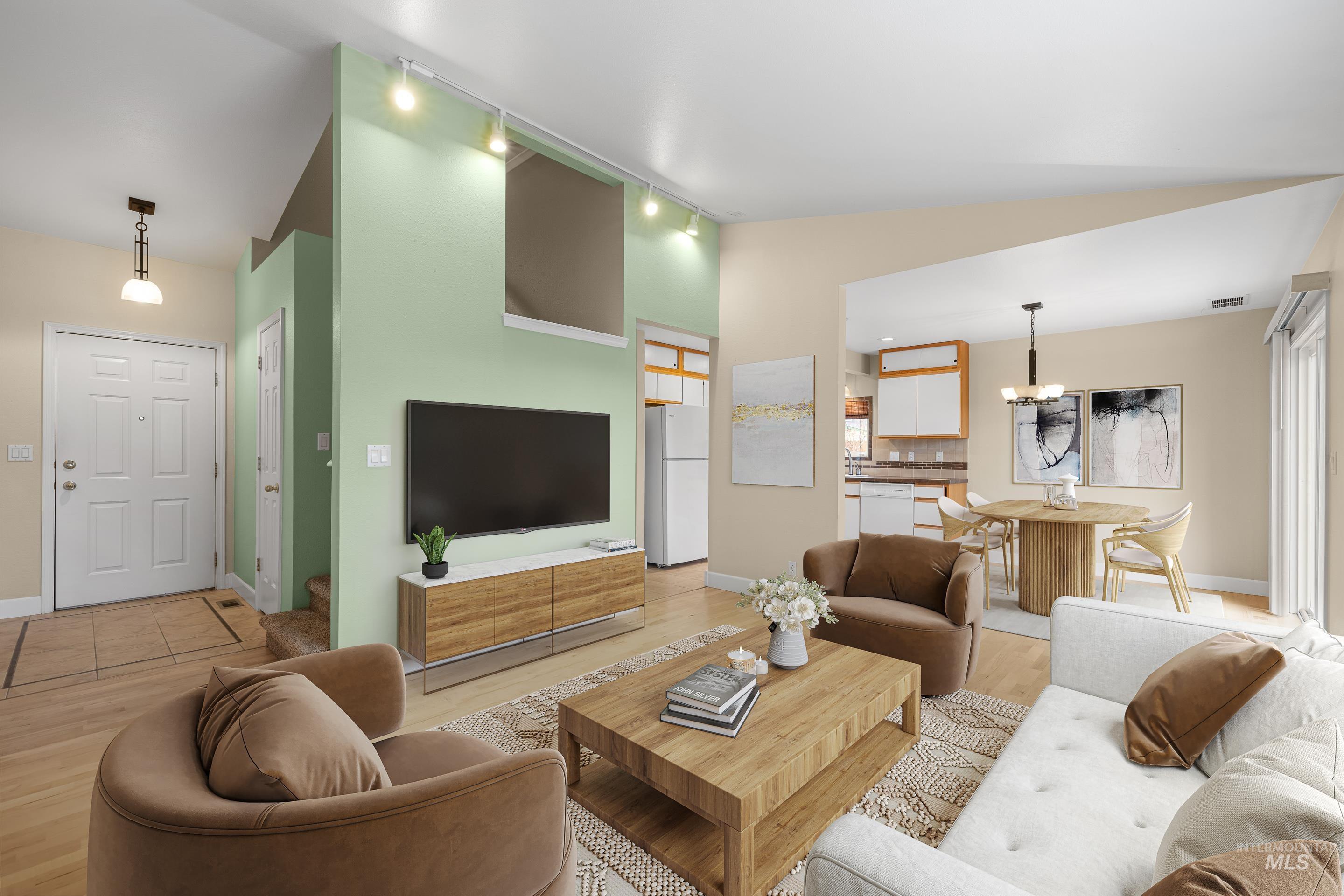 3962 W Adobe ct, Boise, Idaho 83705, 2 Bedrooms, 2 Bathrooms, Residential For Sale, Price $345,000,MLS 98975316