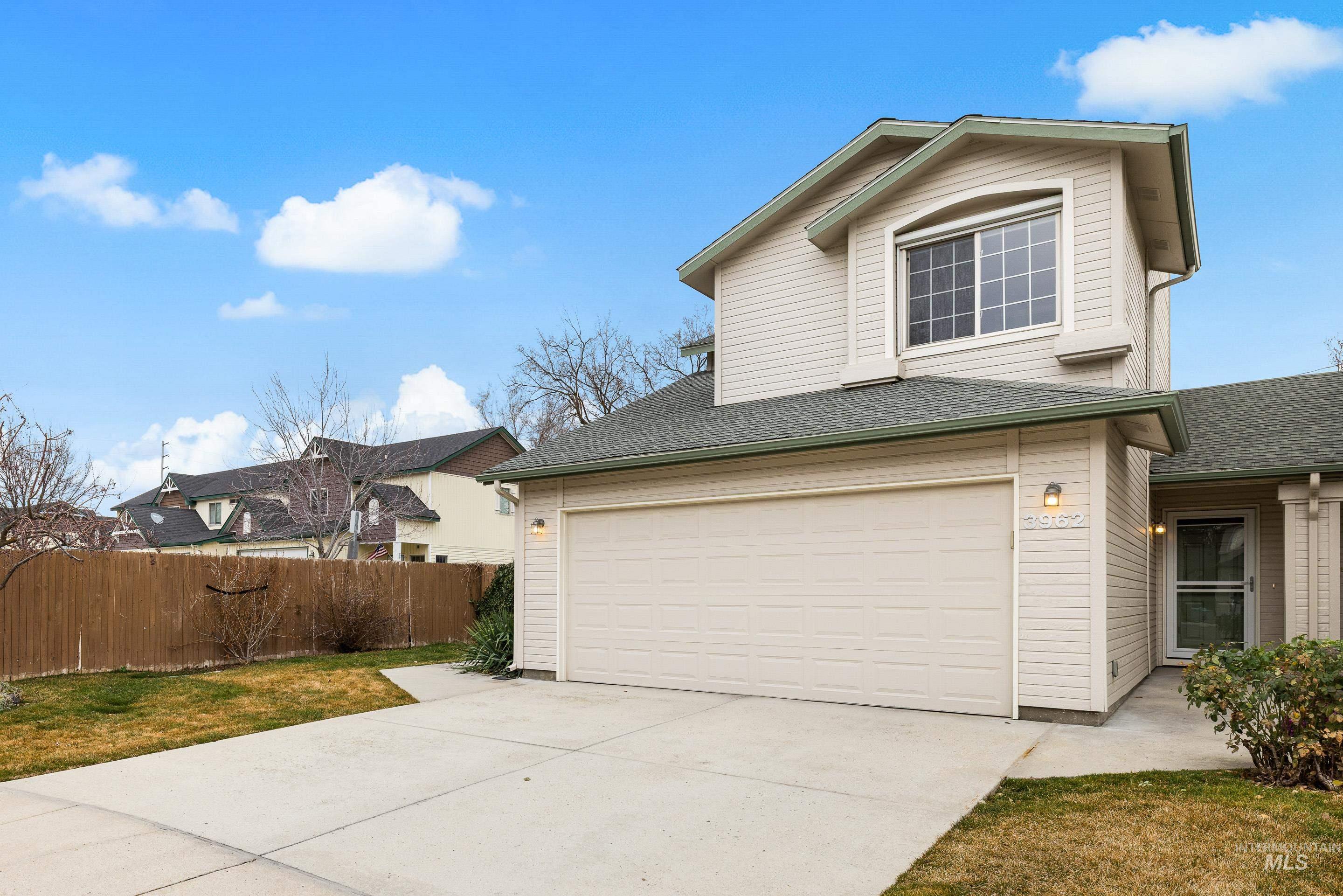 3962 W Adobe ct, Boise, Idaho 83705, 2 Bedrooms, 2 Bathrooms, Residential For Sale, Price $345,000,MLS 98975316