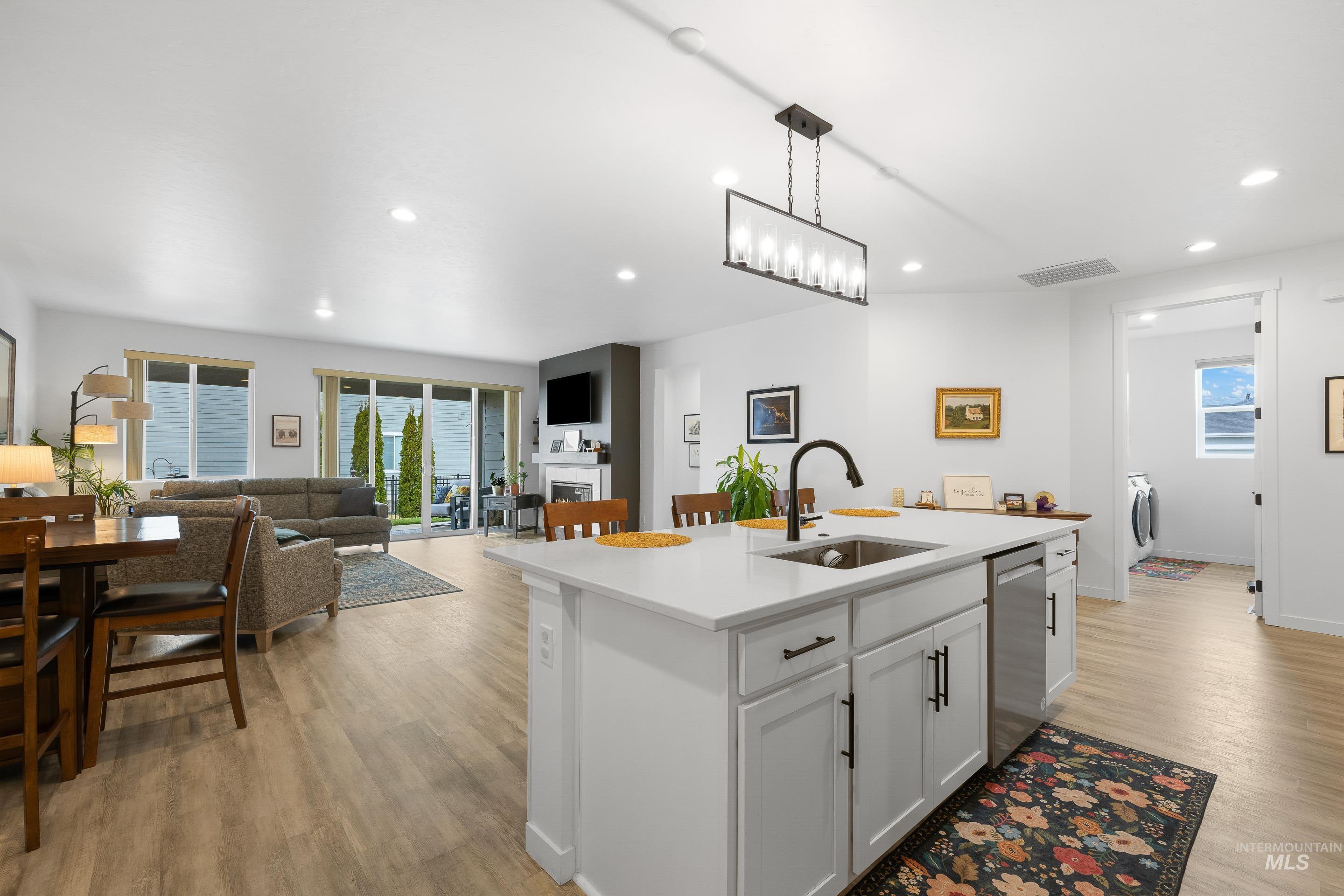 8794 E Daffodil St, Nampa, Idaho 83687, 3 Bedrooms, 2 Bathrooms, Residential For Sale, Price $550,000, 98975320