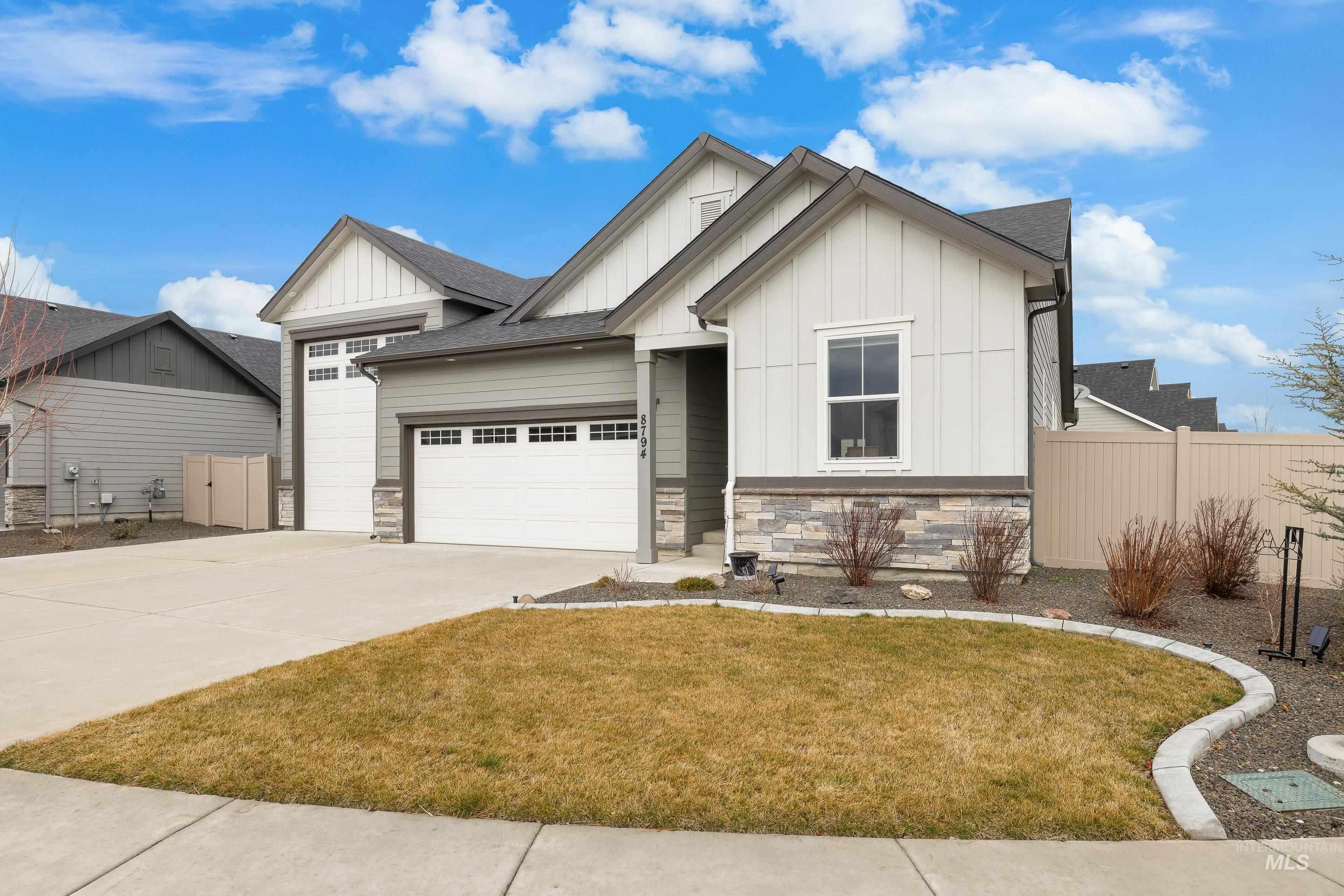 8794 E Daffodil St, Nampa, Idaho 83687, 3 Bedrooms, 2 Bathrooms, Residential For Sale, Price $550,000, 98975320