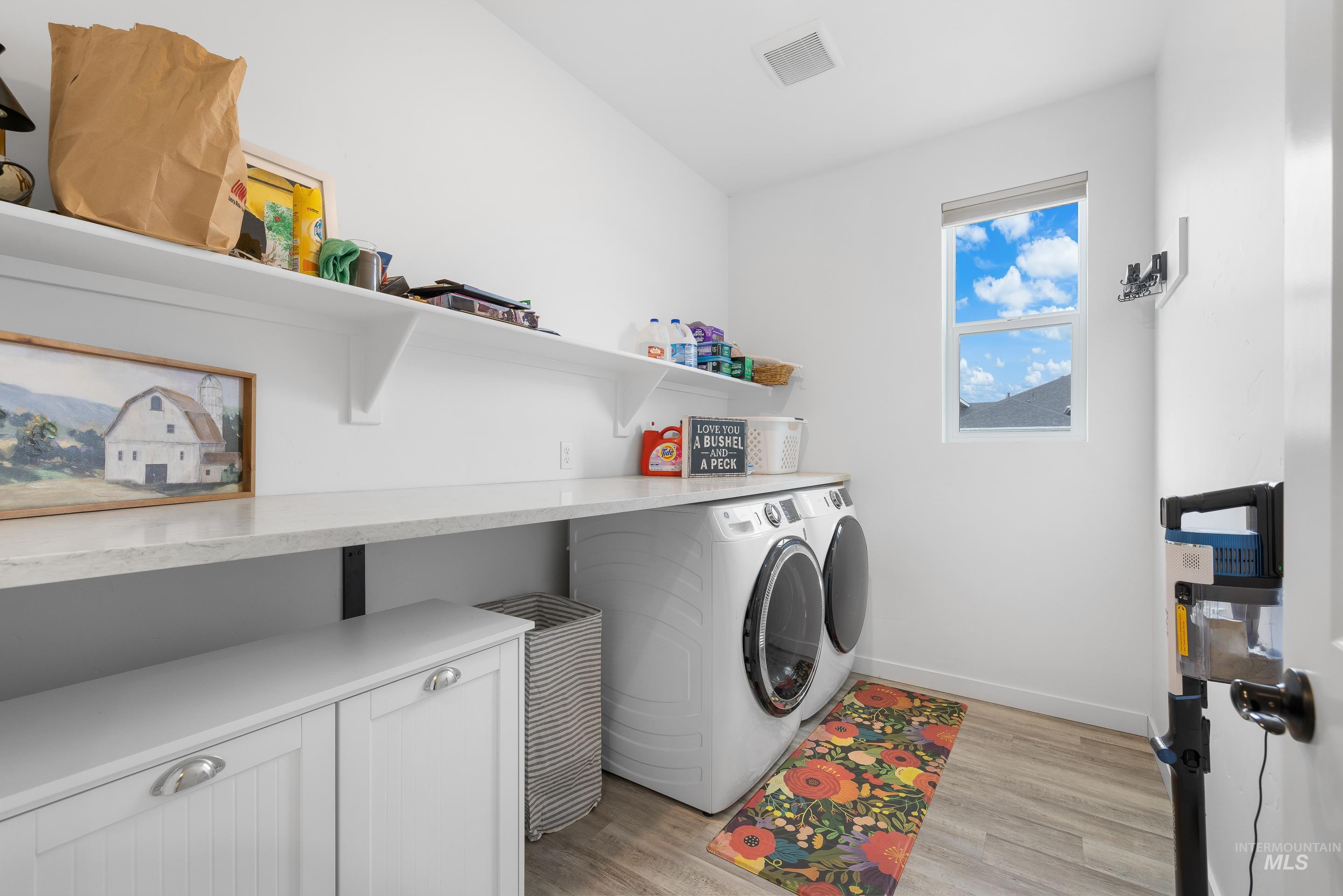 8794 E Daffodil St, Nampa, Idaho 83687, 3 Bedrooms, 2 Bathrooms, Residential For Sale, Price $550,000, 98975320