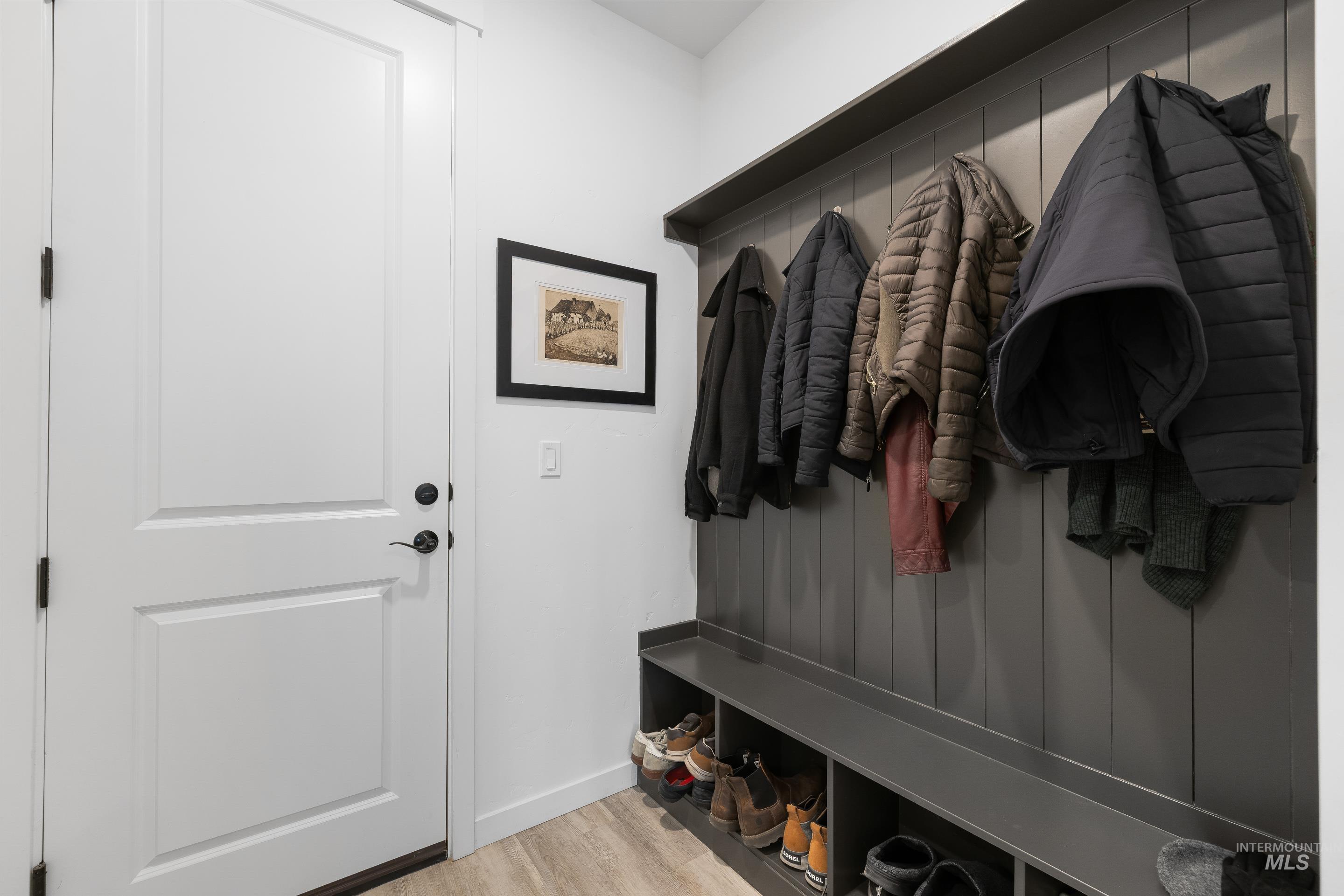 8794 E Daffodil St, Nampa, Idaho 83687, 3 Bedrooms, 2 Bathrooms, Residential For Sale, Price $550,000, 98975320