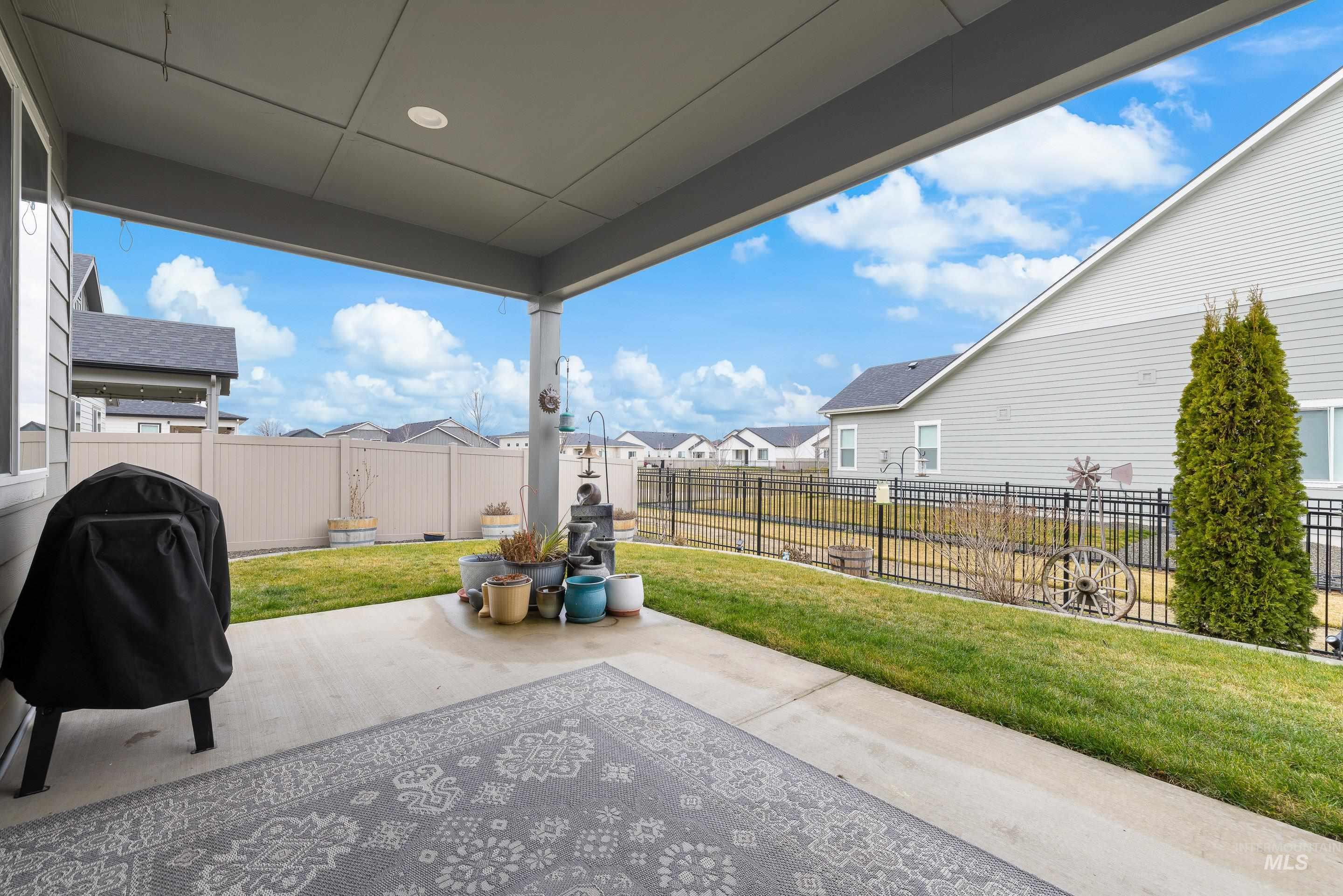 8794 E Daffodil St, Nampa, Idaho 83687, 3 Bedrooms, 2 Bathrooms, Residential For Sale, Price $550,000, 98975320