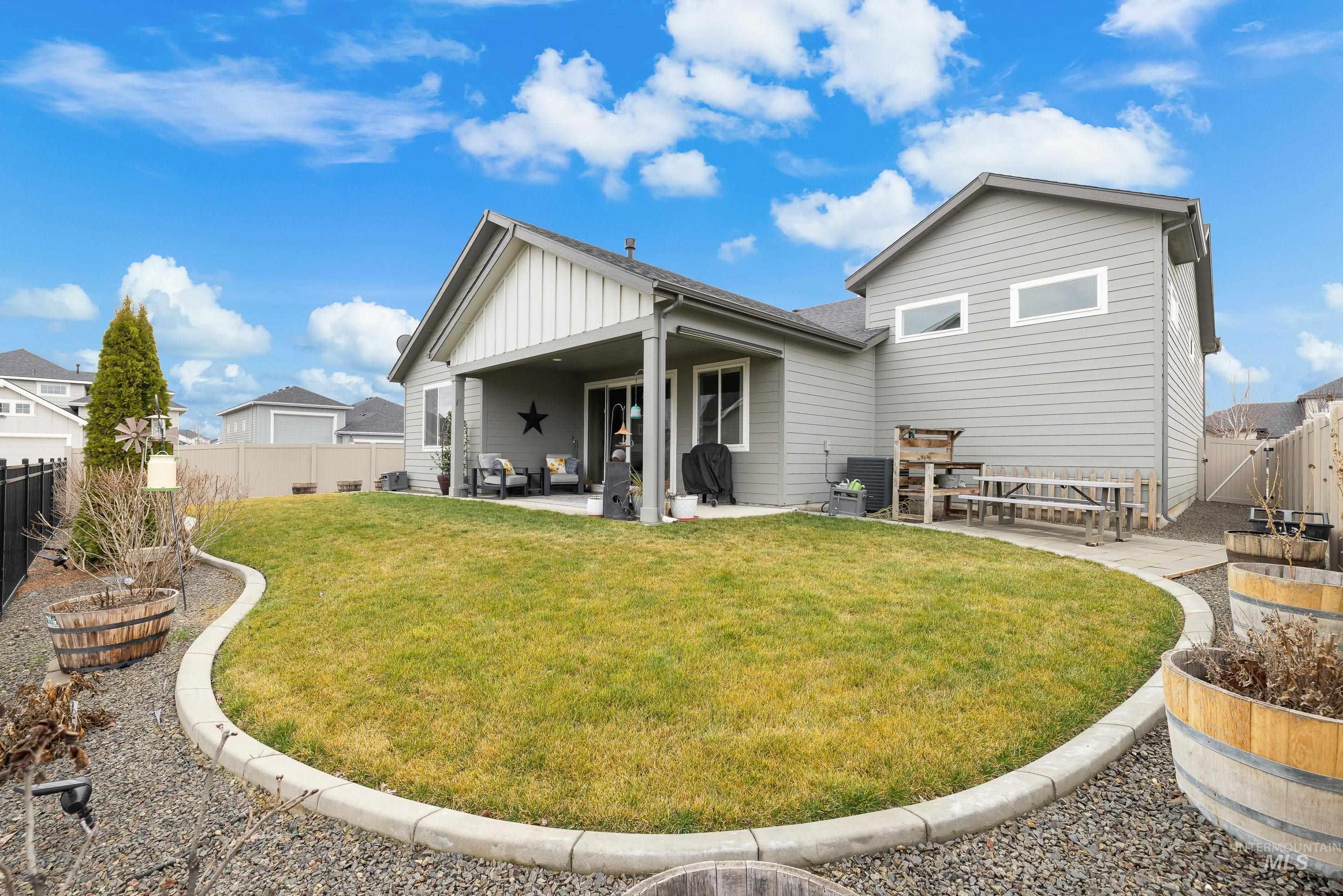 8794 E Daffodil St, Nampa, Idaho 83687, 3 Bedrooms, 2 Bathrooms, Residential For Sale, Price $550,000, 98975320