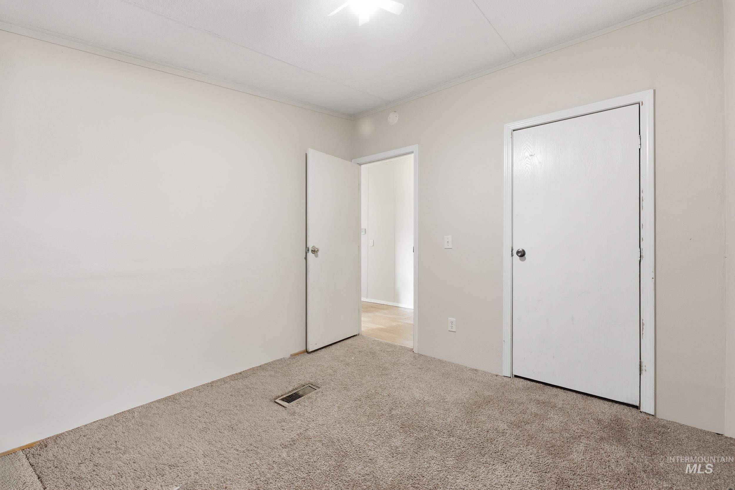 601 N 42nd St, Nampa, Idaho 83651, 4 Bedrooms, 2 Bathrooms, Residential For Sale, Price $105,000,MLS 98975321