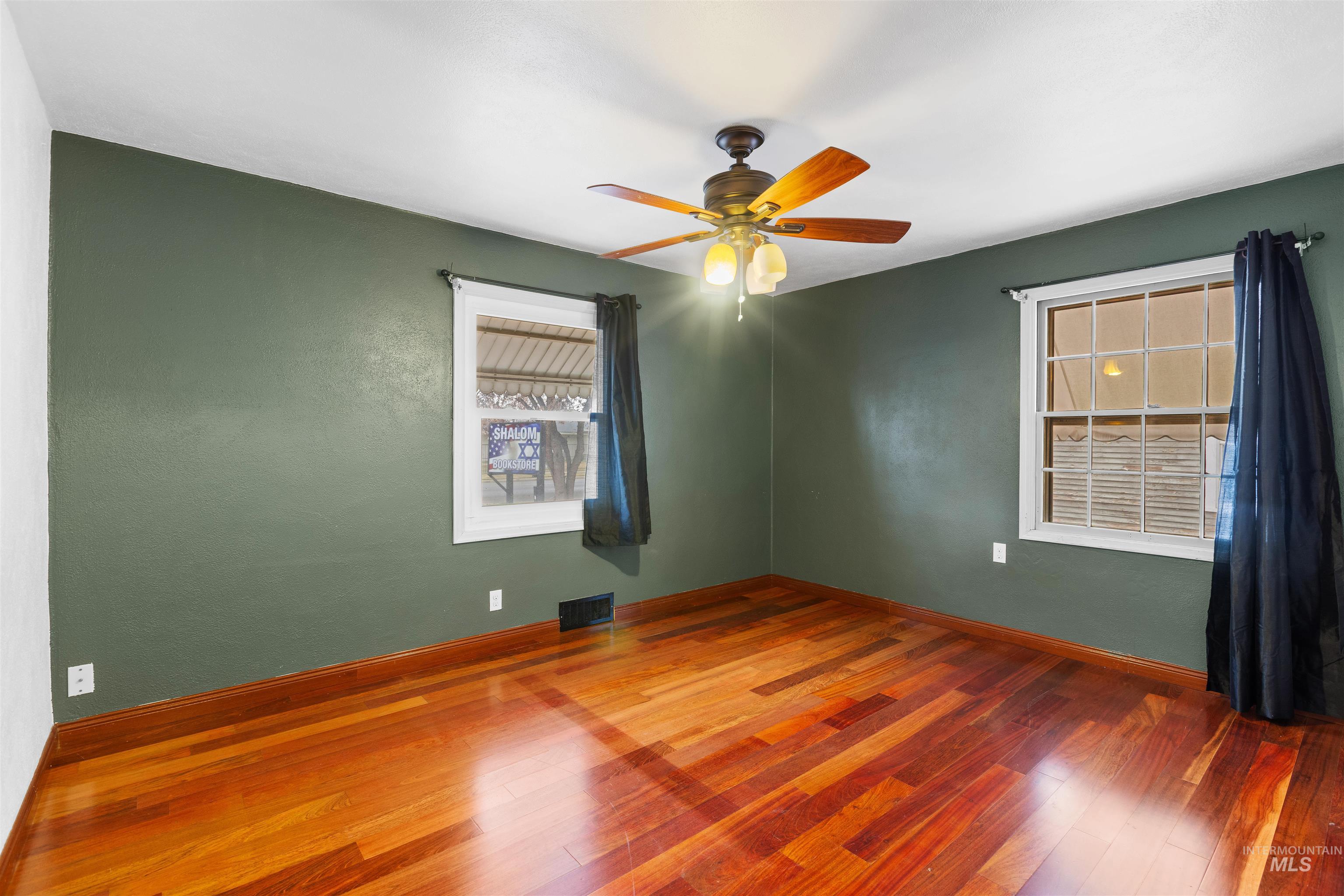 219 Cleveland Blvd, Caldwell, Idaho 83605, 3 Bedrooms, 2 Bathrooms, Residential For Sale, Price $499,900,MLS 98975323