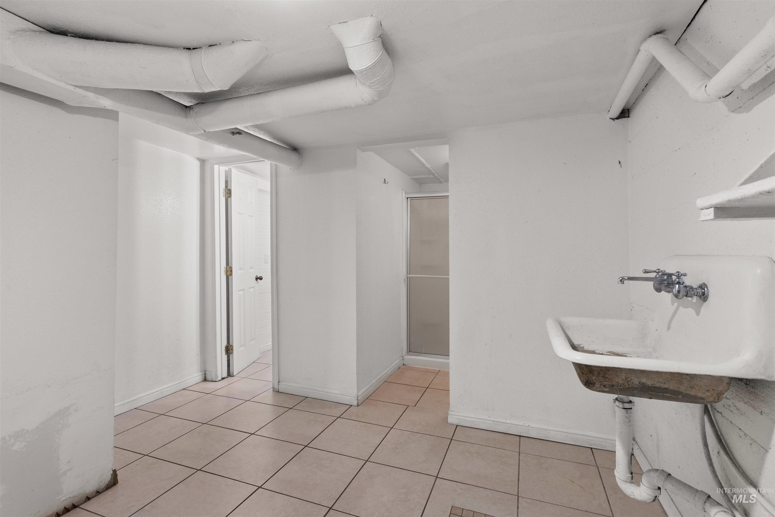 219 Cleveland Blvd, Caldwell, Idaho 83605, 3 Bedrooms, 2 Bathrooms, Residential For Sale, Price $499,900,MLS 98975323