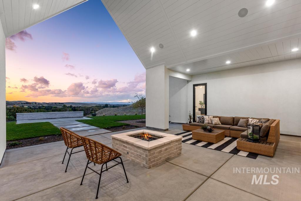 6400 N High Valley Way, Eagle, Idaho 83714, 4 Bedrooms, 4 Bathrooms, Residential For Sale, Price $2,599,000,MLS 98975325