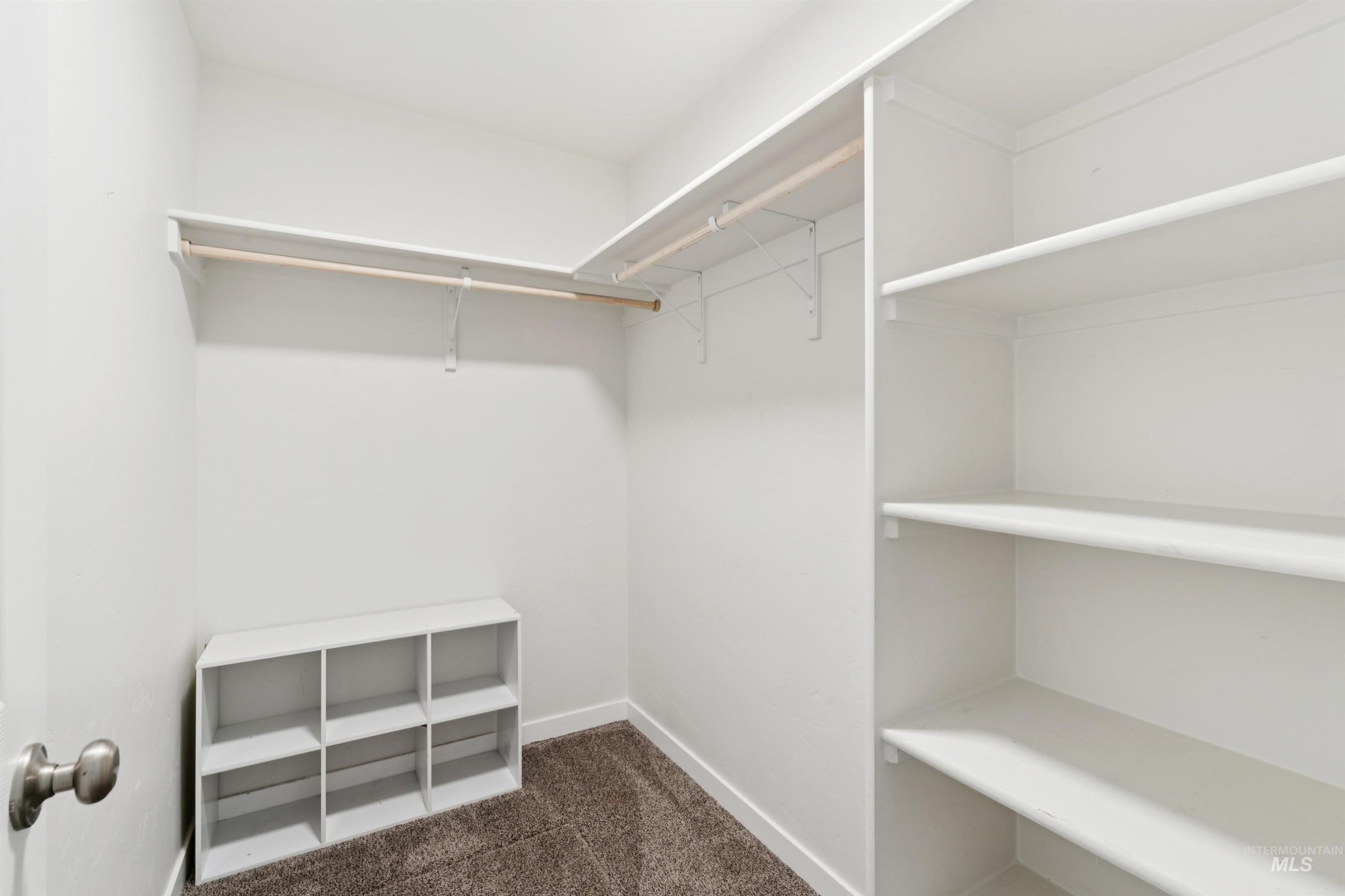 12904 Ashfield St, Caldwell, Idaho 83607, 3 Bedrooms, 2 Bathrooms, Residential For Sale, Price $369,990,MLS 98975328