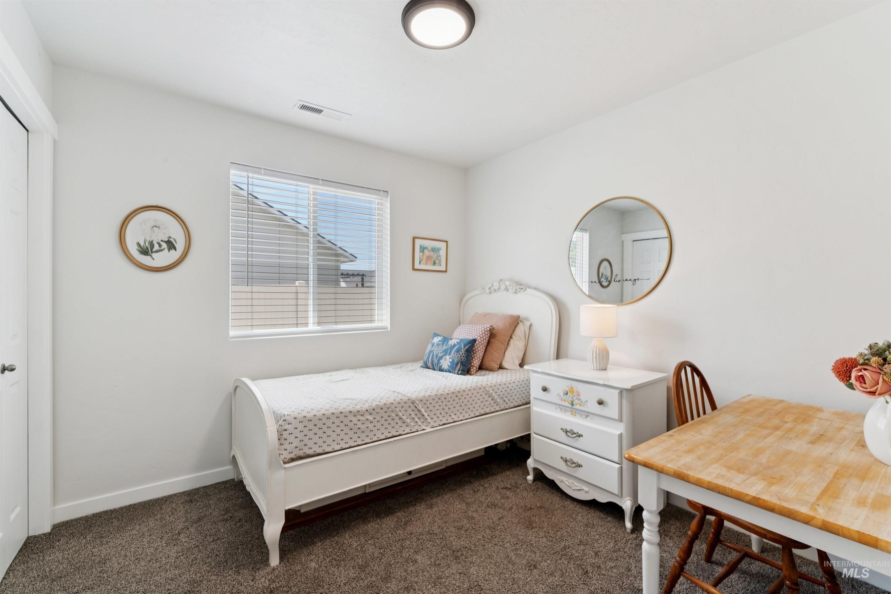 12904 Ashfield St, Caldwell, Idaho 83607, 3 Bedrooms, 2 Bathrooms, Residential For Sale, Price $369,990,MLS 98975328