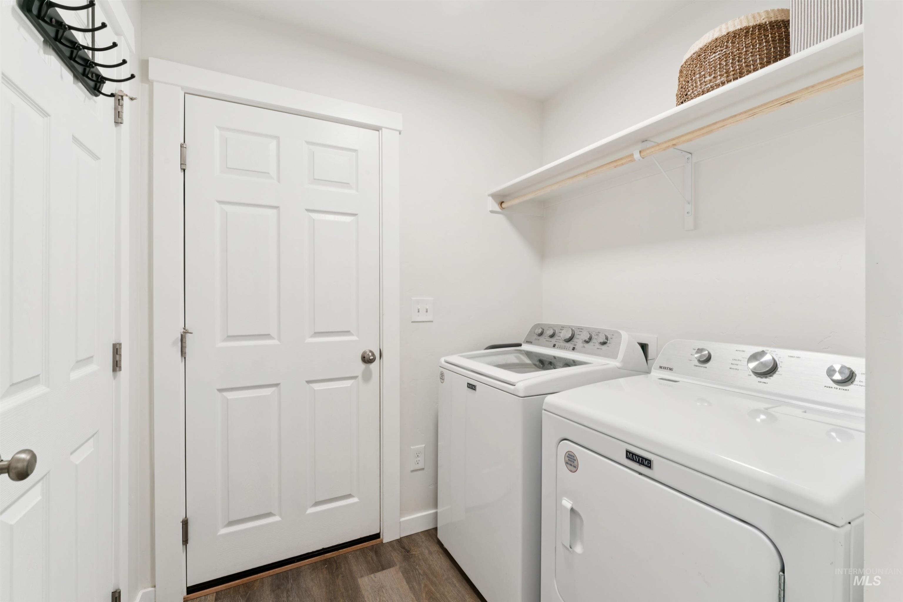 12904 Ashfield St, Caldwell, Idaho 83607, 3 Bedrooms, 2 Bathrooms, Residential For Sale, Price $369,990,MLS 98975328