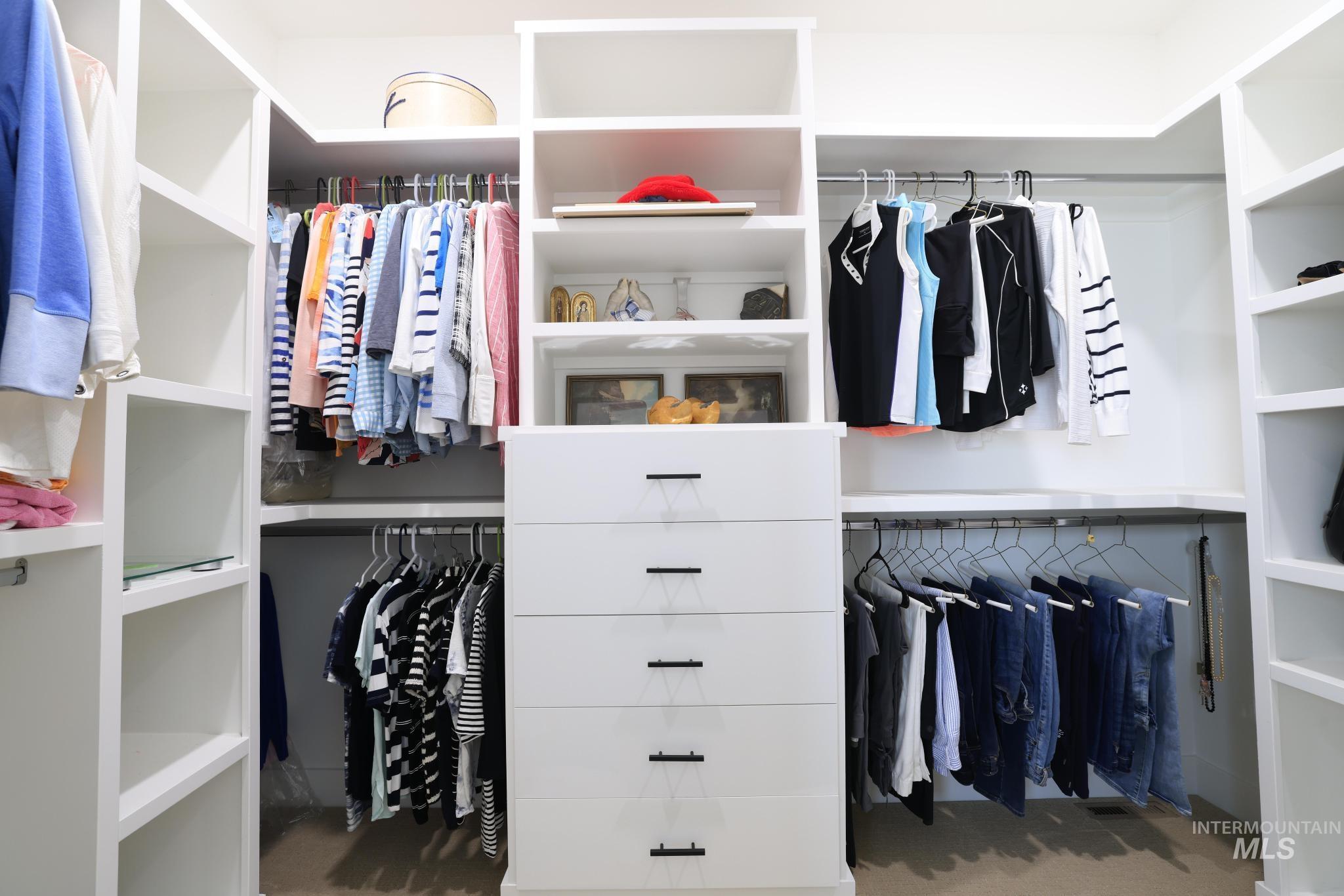 3140 Moonrise Rd, Twin Falls, Idaho 83301, 3 Bedrooms, 2.5 Bathrooms, Residential For Sale, Price $636,900, 98975329