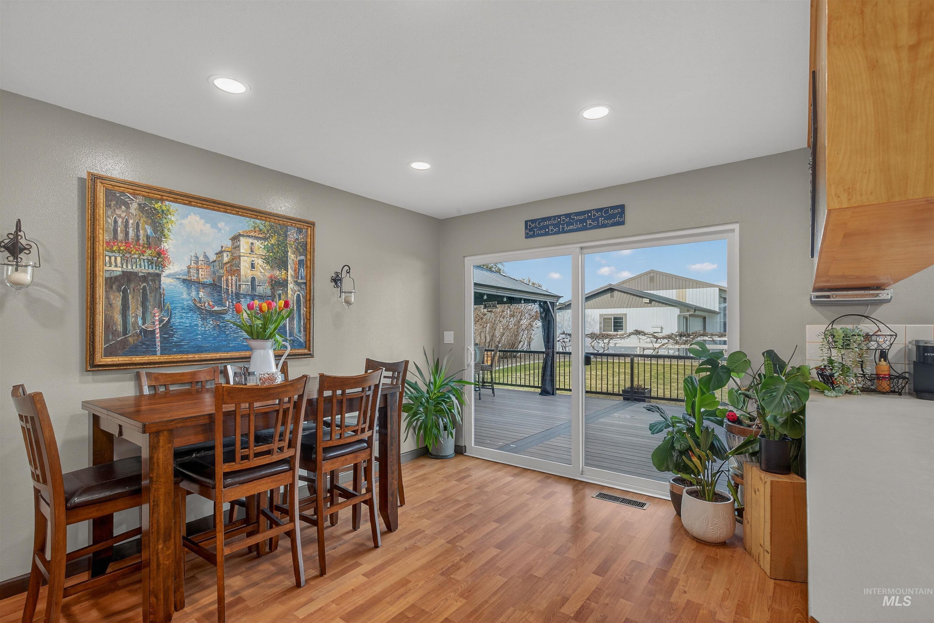 917 Cedar Avenue, Lewiston, Idaho 83501, 4 Bedrooms, 2.5 Bathrooms, Residential For Sale, Price $689,900, 98975331