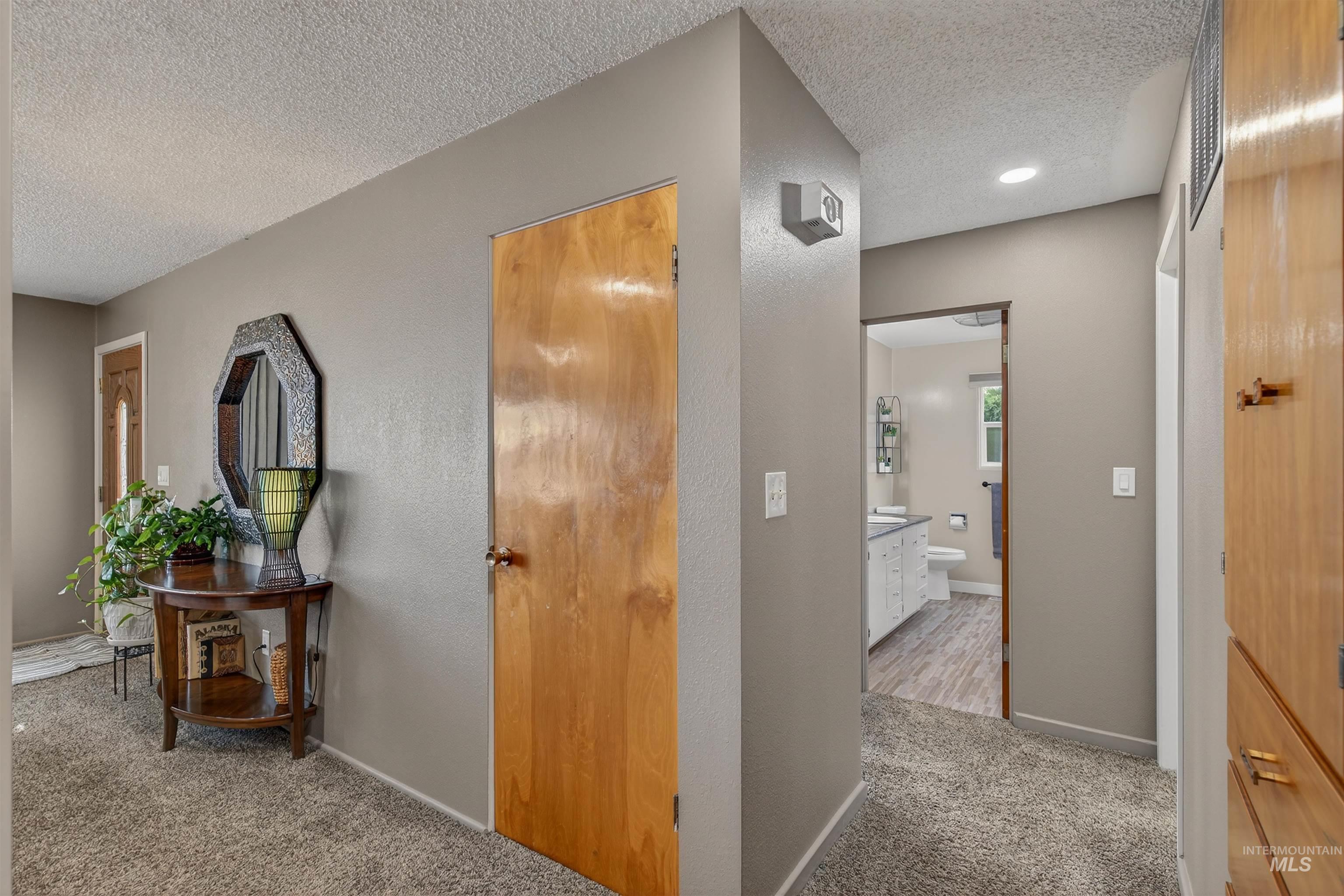 917 Cedar Avenue, Lewiston, Idaho 83501, 4 Bedrooms, 2.5 Bathrooms, Residential For Sale, Price $689,900, 98975331