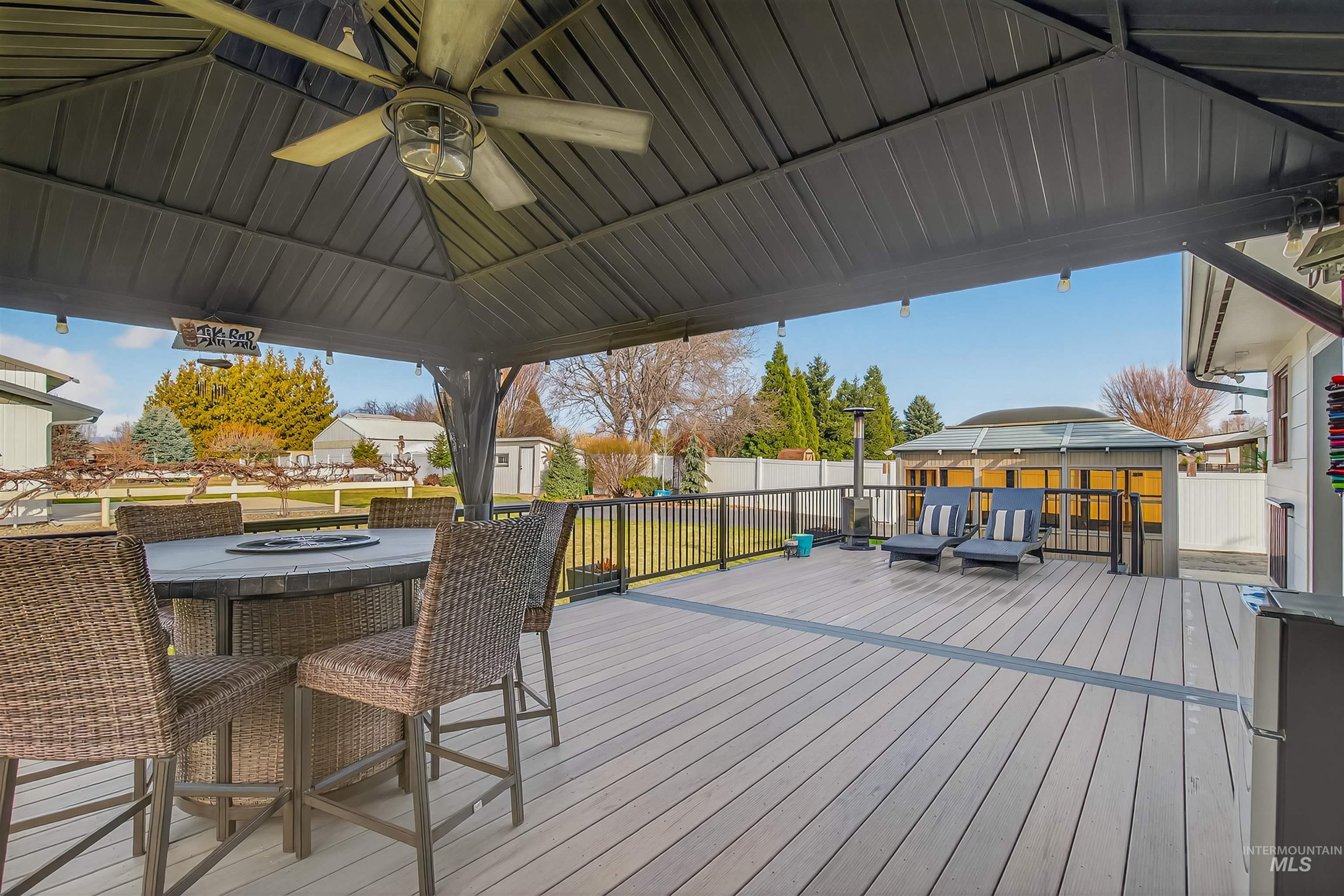 917 Cedar Avenue, Lewiston, Idaho 83501, 4 Bedrooms, 2.5 Bathrooms, Residential For Sale, Price $689,900, 98975331