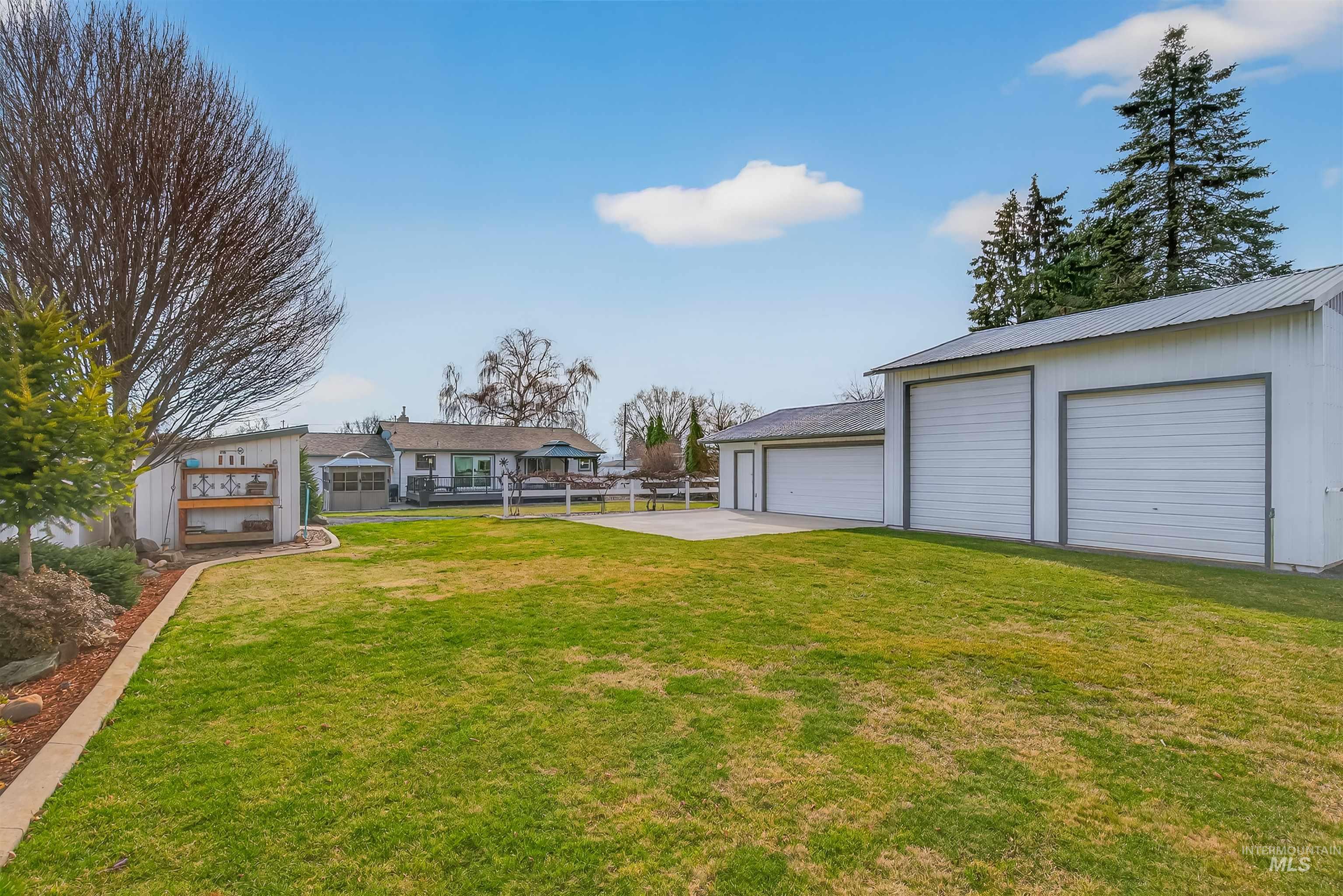 917 Cedar Avenue, Lewiston, Idaho 83501, 4 Bedrooms, 2.5 Bathrooms, Residential For Sale, Price $689,900, 98975331