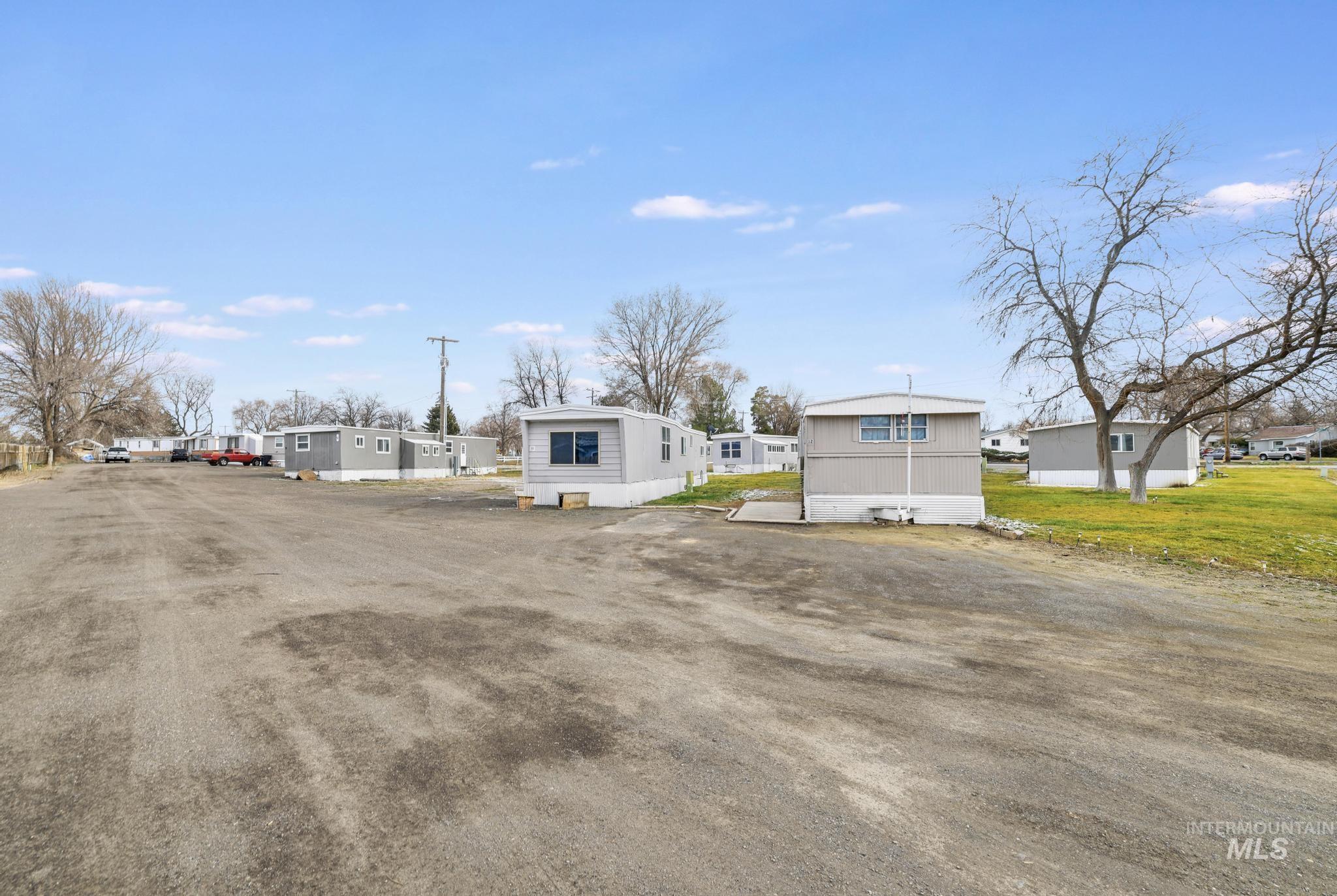 716 Sawtooth Ave, Buhl, Idaho 83316, Business/Commercial For Sale, Price $565,000,MLS 98975333