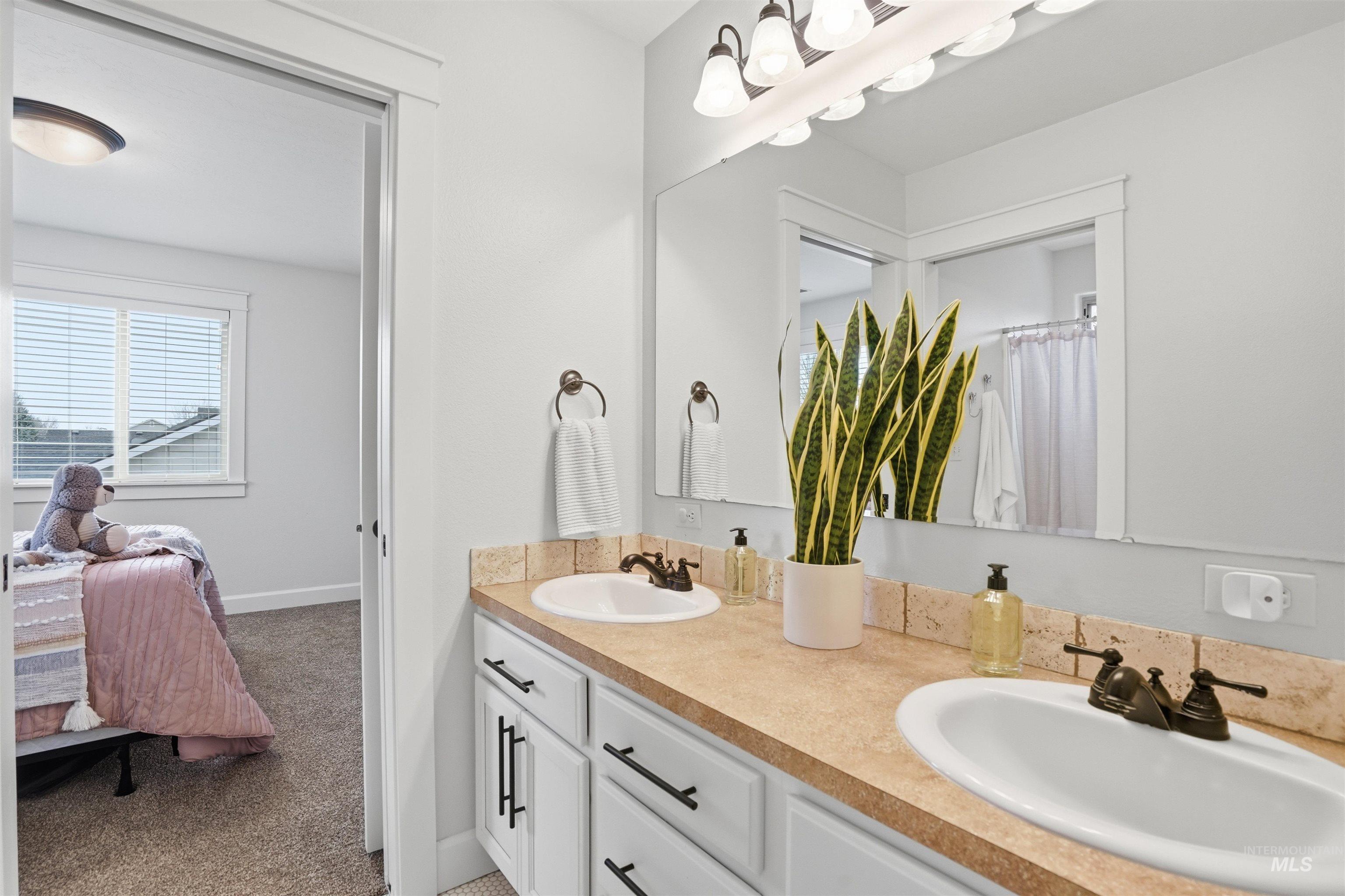 2326 E Wigle Dr, Meridian, Idaho 83646, 3 Bedrooms, 3 Bathrooms, Residential For Sale, Price $650,000, 98975334