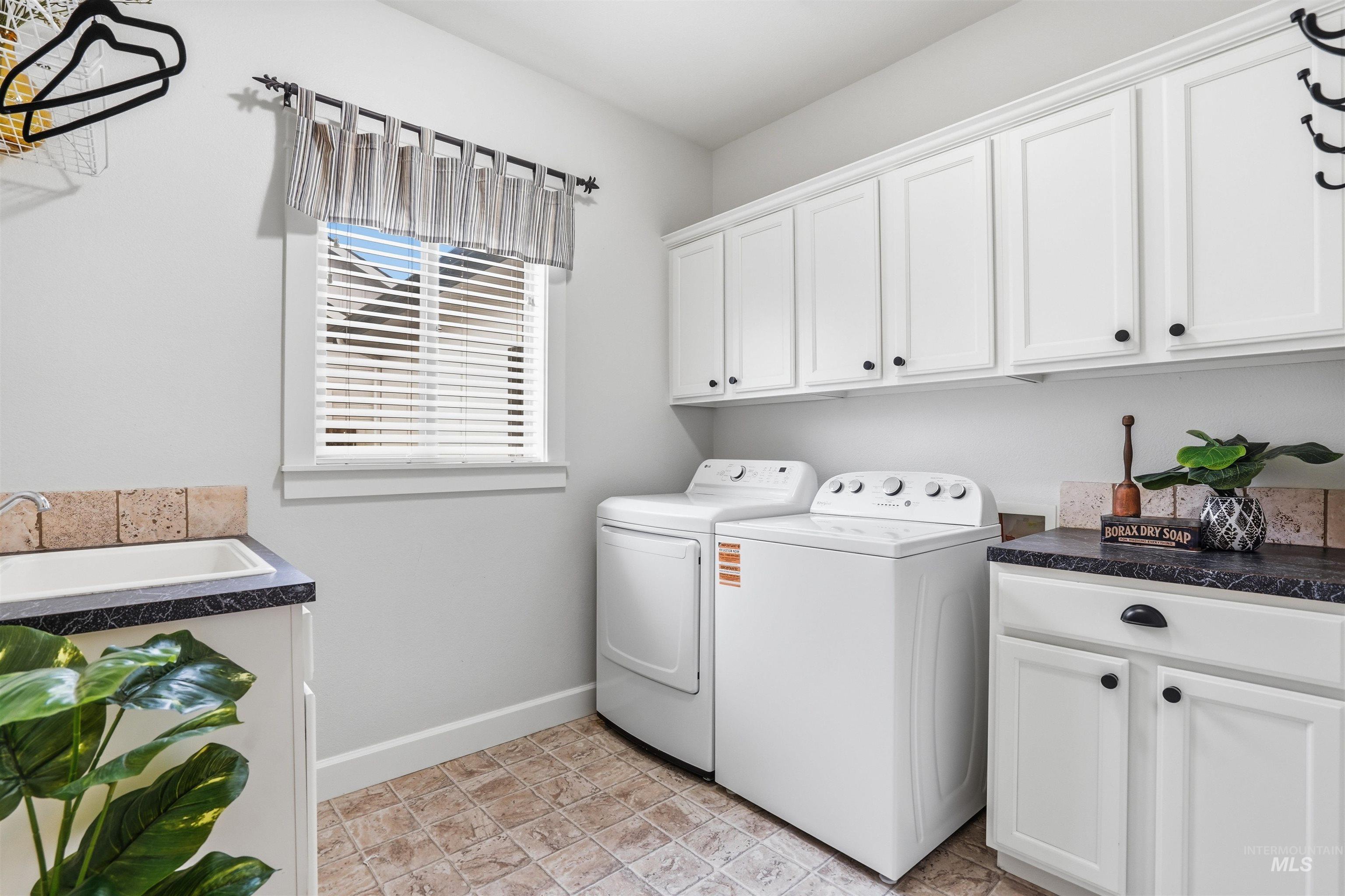 2326 E Wigle Dr, Meridian, Idaho 83646, 3 Bedrooms, 3 Bathrooms, Residential For Sale, Price $650,000, 98975334