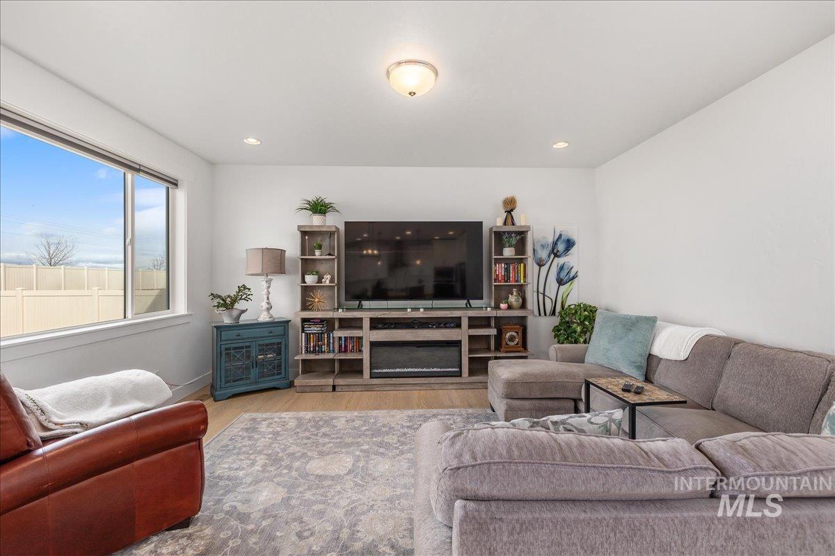 12987 S Nuova Way, Nampa, Idaho 83686, 3 Bedrooms, 2.5 Bathrooms, Residential For Sale, Price $499,000, 98975335