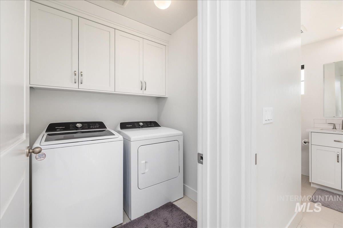 12987 S Nuova Way, Nampa, Idaho 83686, 3 Bedrooms, 2.5 Bathrooms, Residential For Sale, Price $499,000, 98975335