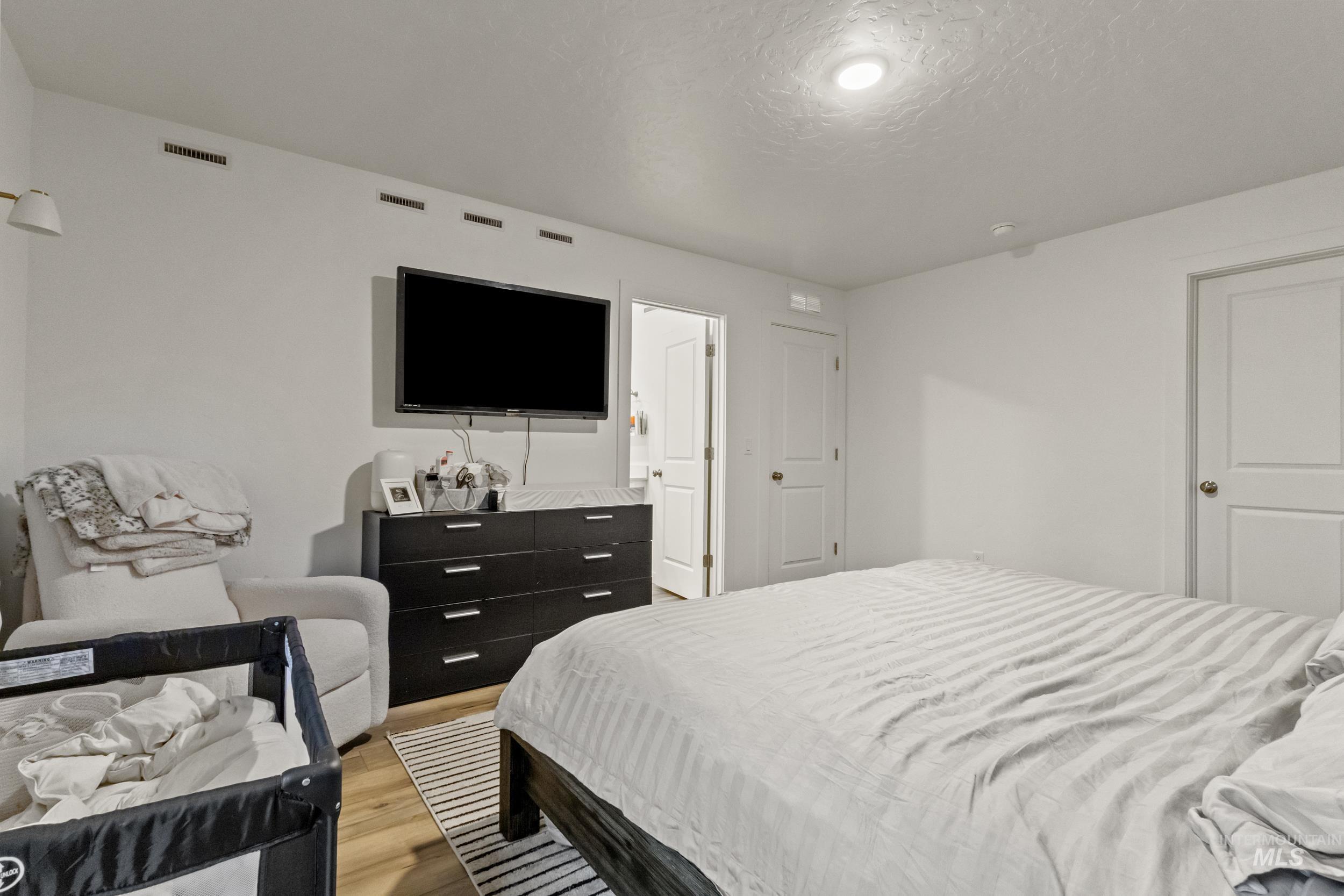 11065 W Hidden Point St, Star, Idaho 83669, 4 Bedrooms, 2.5 Bathrooms, Residential For Sale, Price $450,000, 98975336