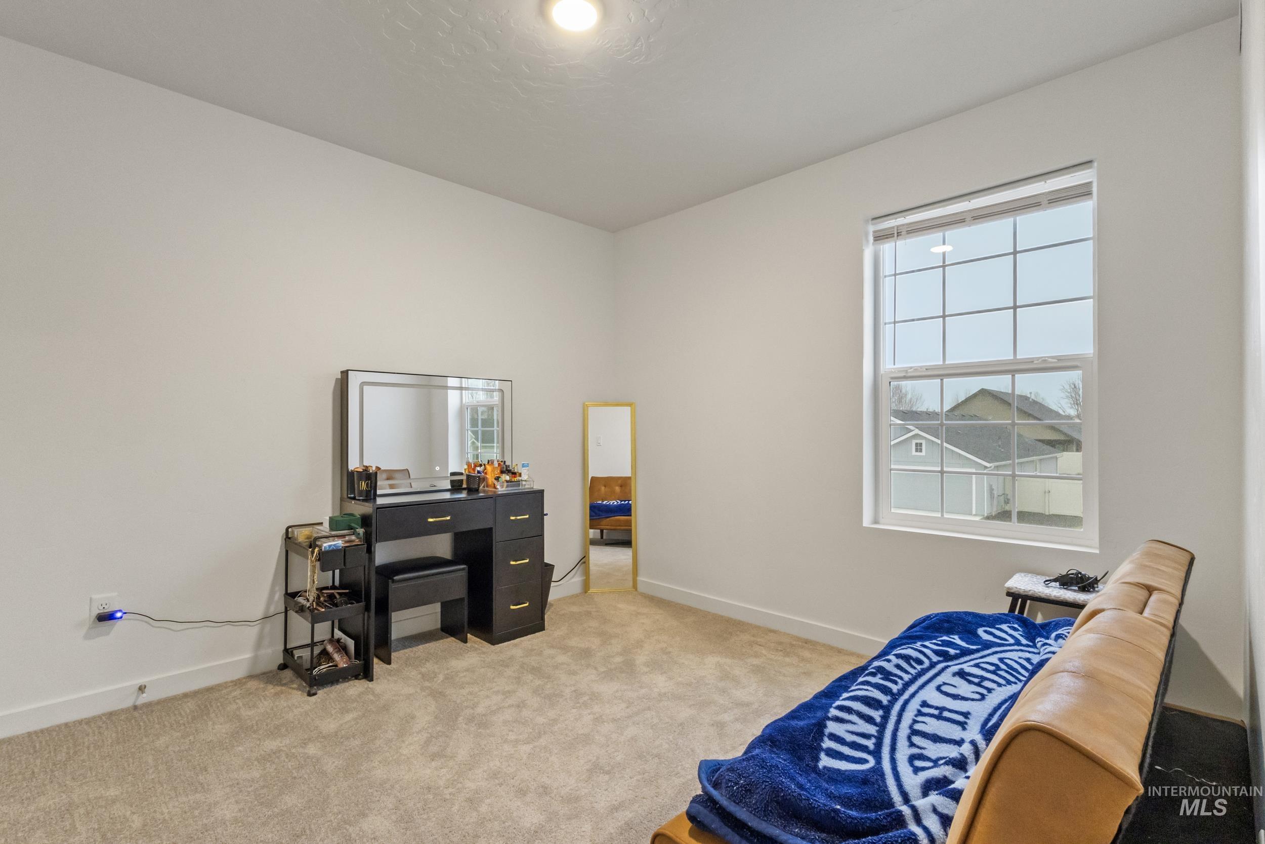 11065 W Hidden Point St, Star, Idaho 83669, 4 Bedrooms, 2.5 Bathrooms, Residential For Sale, Price $450,000, 98975336