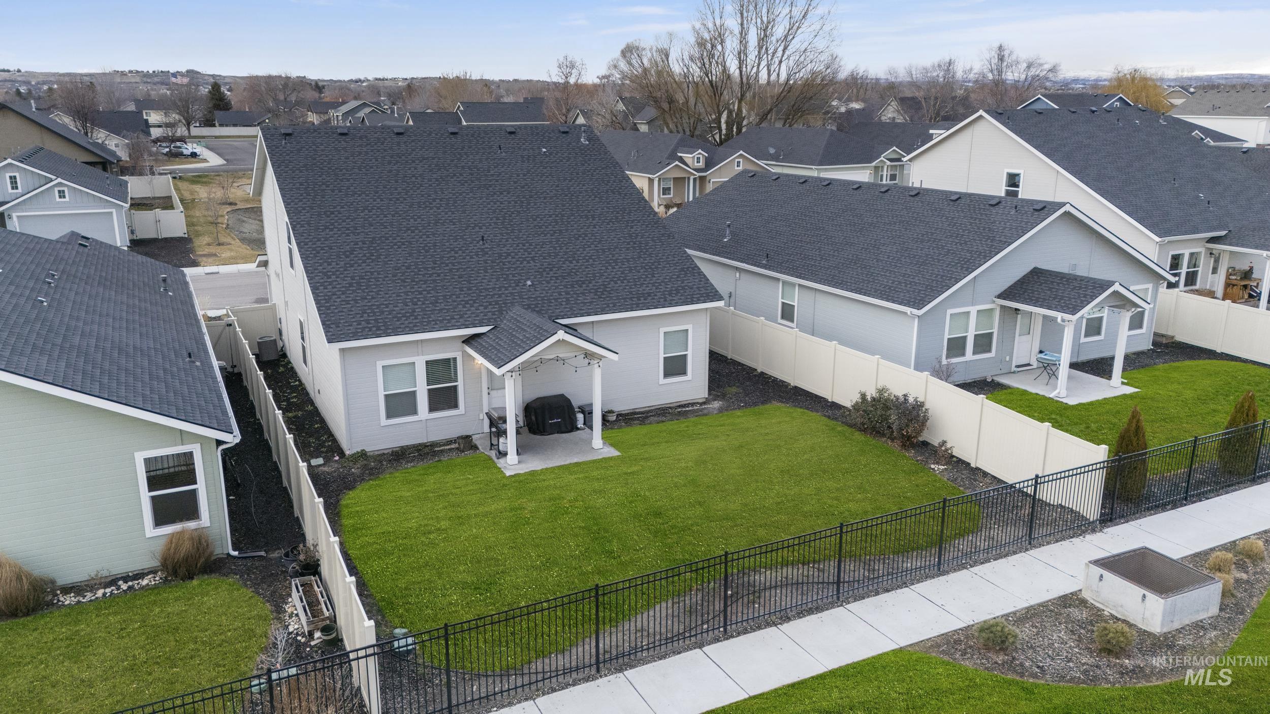 11065 W Hidden Point St, Star, Idaho 83669, 4 Bedrooms, 2.5 Bathrooms, Residential For Sale, Price $450,000, 98975336