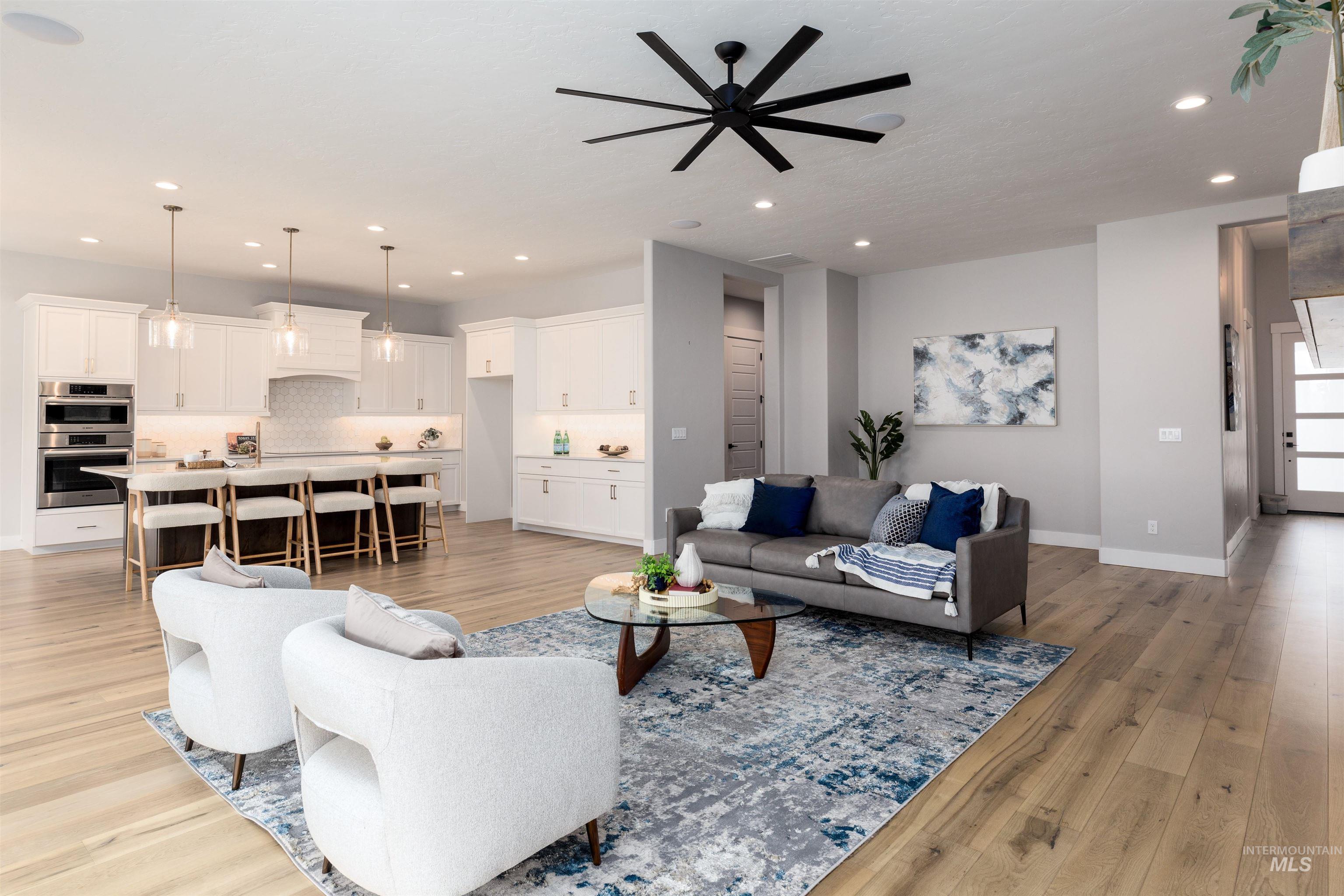 6121 S Cubola Way, Meridian, Idaho 83642, 4 Bedrooms, 2.5 Bathrooms, Residential For Sale, Price $879,000,MLS 98975338