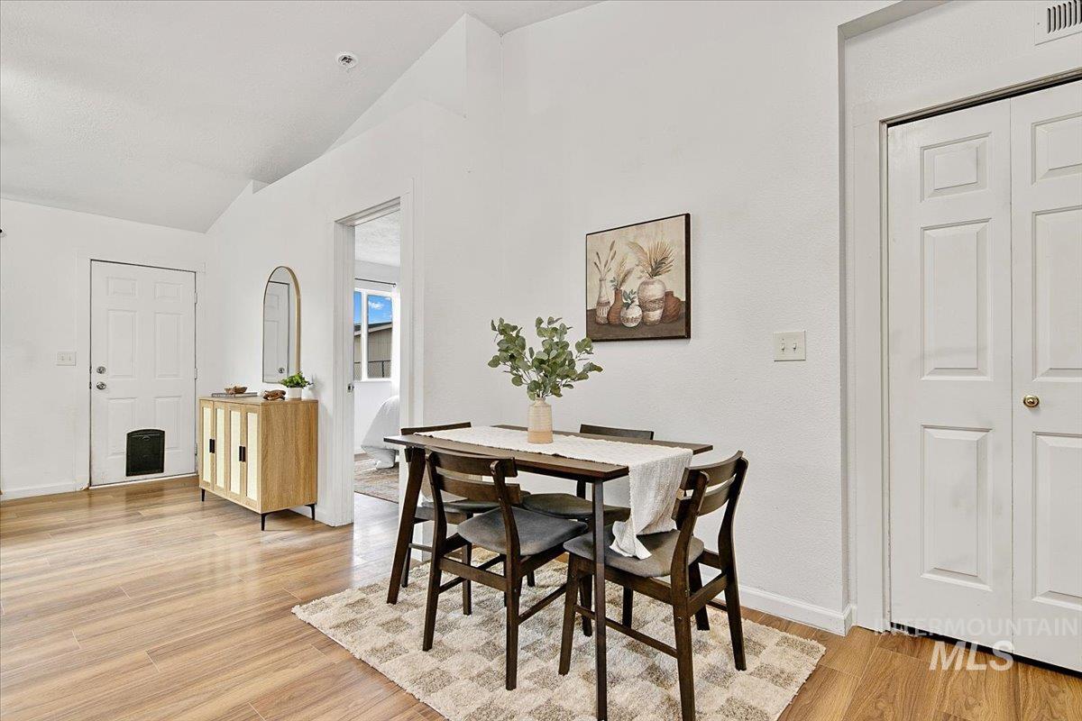 2610 Grouse, Caldwell, Idaho 83605, 3 Bedrooms, 2 Bathrooms, Residential For Sale, Price $320,000,MLS 98975339