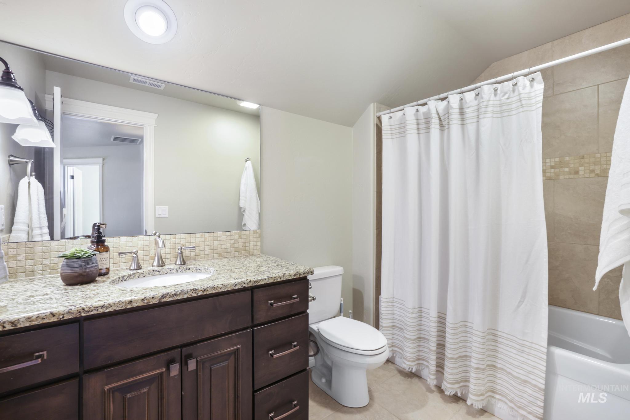 4049 Quail Ridge Drive, Kimberly, Idaho 83341, 4 Bedrooms, 3 Bathrooms, Residential For Sale, Price $825,000,MLS 98975343