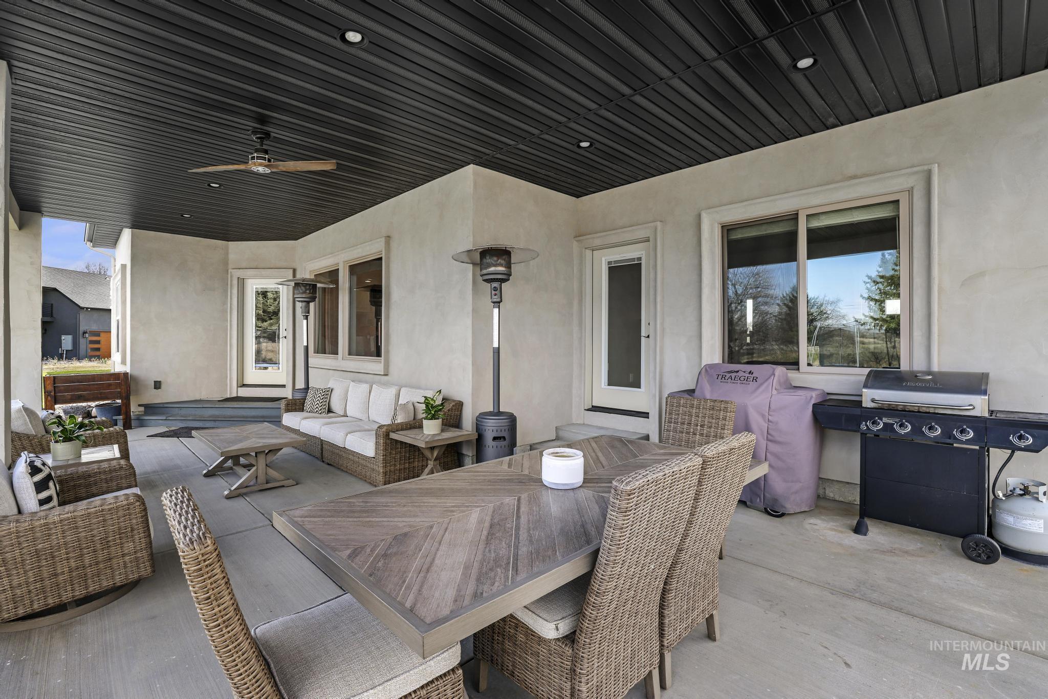 4049 Quail Ridge Drive, Kimberly, Idaho 83341, 4 Bedrooms, 3 Bathrooms, Residential For Sale, Price $825,000,MLS 98975343