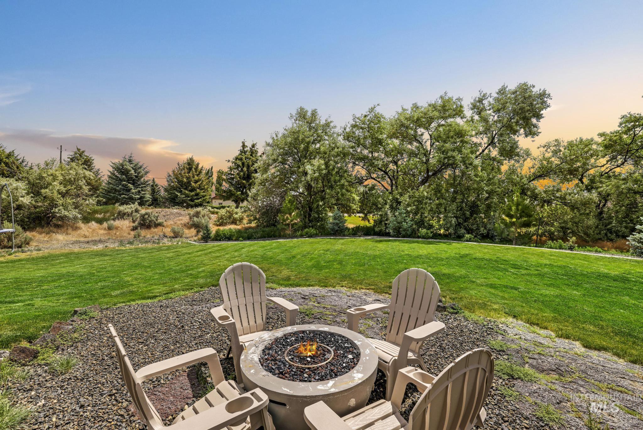 4049 Quail Ridge Drive, Kimberly, Idaho 83341, 4 Bedrooms, 3 Bathrooms, Residential For Sale, Price $825,000,MLS 98975343