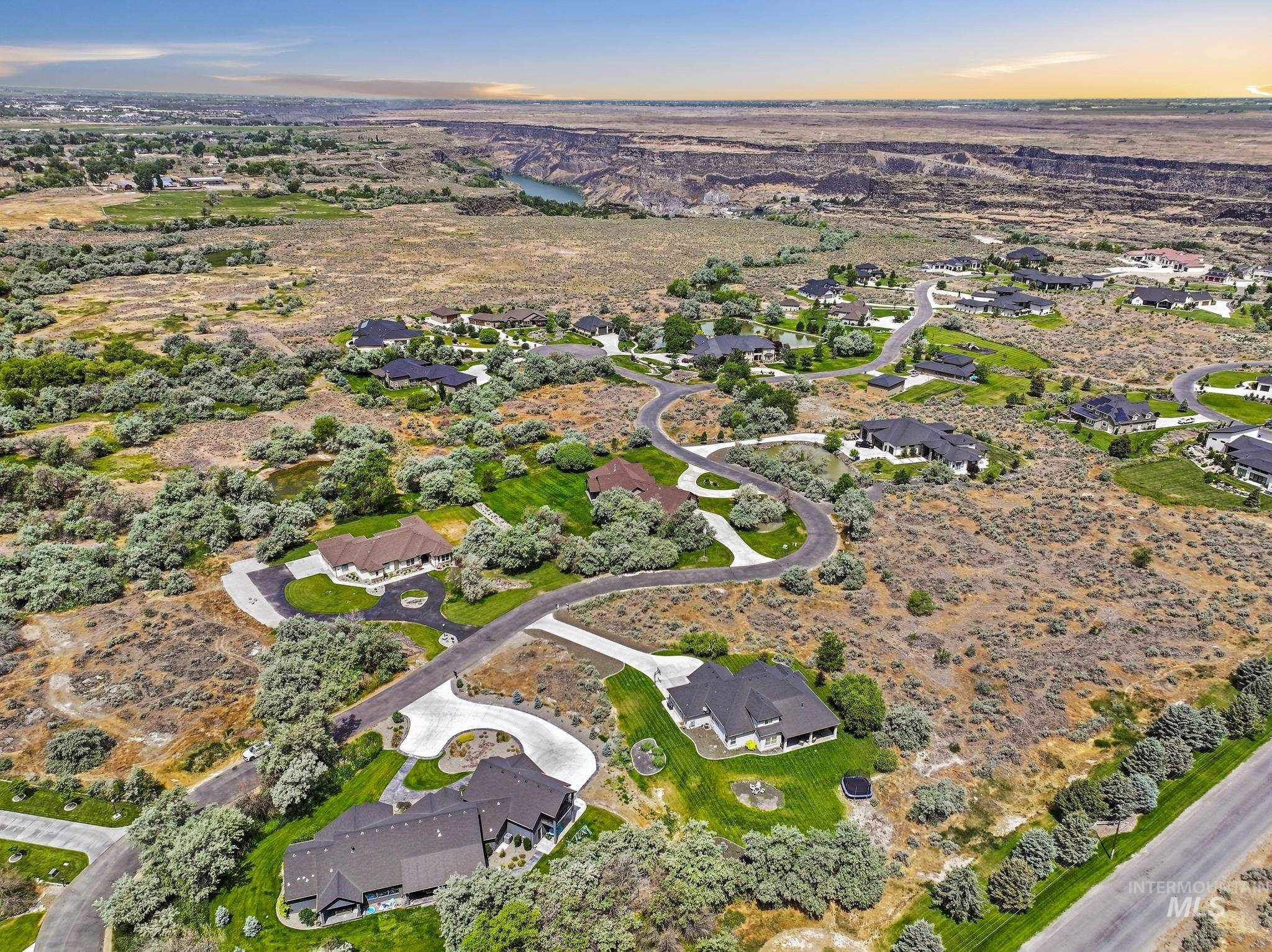 4049 Quail Ridge Drive, Kimberly, Idaho 83341, 4 Bedrooms, 3 Bathrooms, Residential For Sale, Price $825,000,MLS 98975343