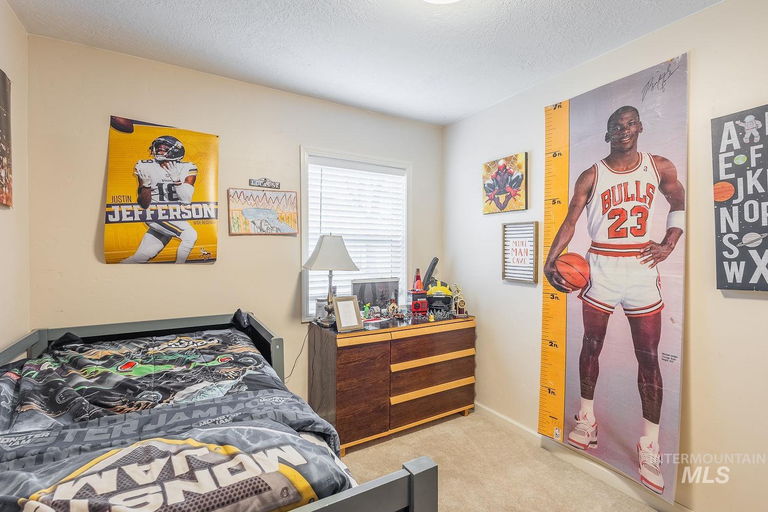 2919 W Good, Boise, Idaho 83703, 3 Bedrooms, 1.5 Bathrooms, Residential For Sale, Price $499,900,MLS 98975344