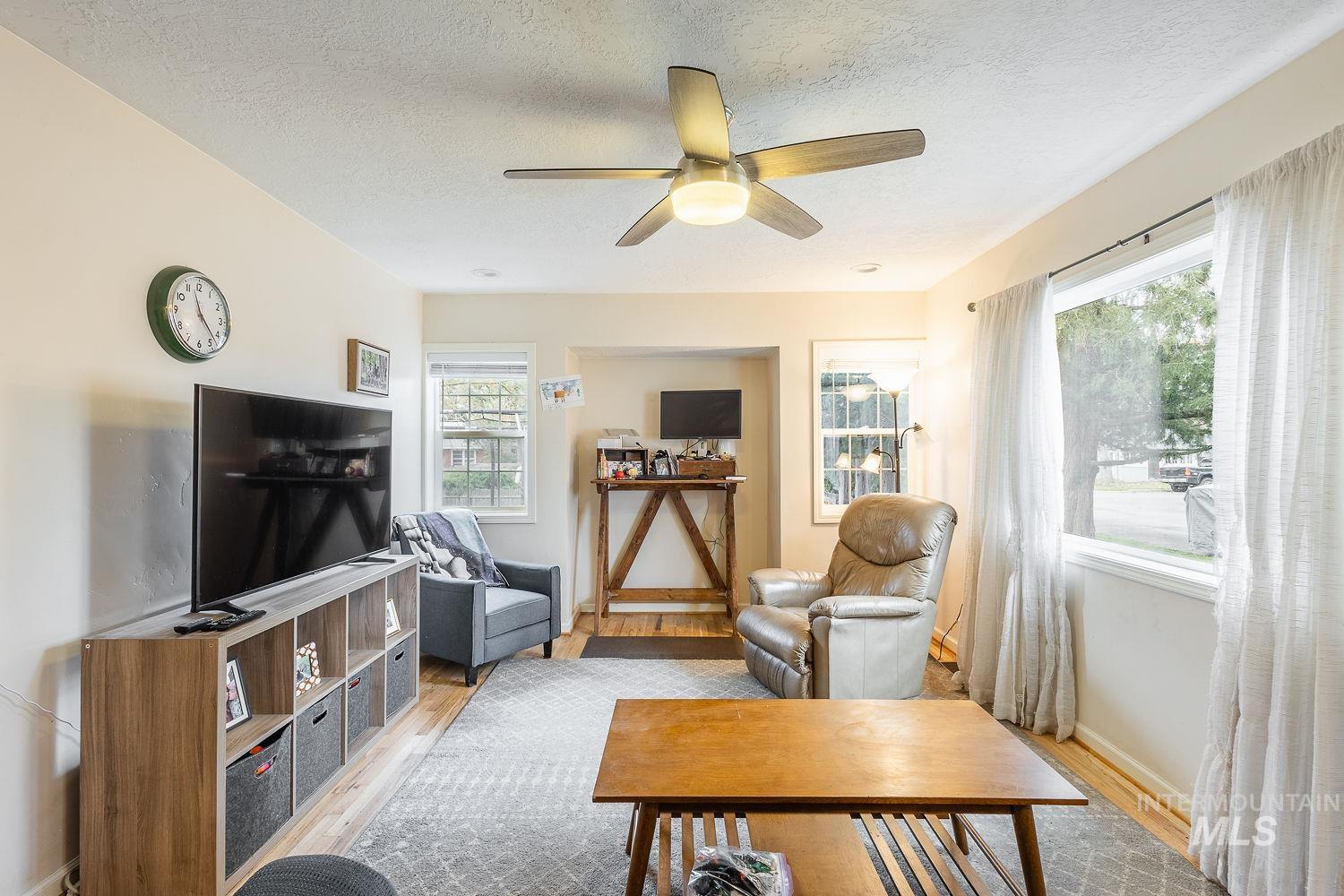 2919 W Good, Boise, Idaho 83703, 3 Bedrooms, 1.5 Bathrooms, Residential For Sale, Price $499,900,MLS 98975344