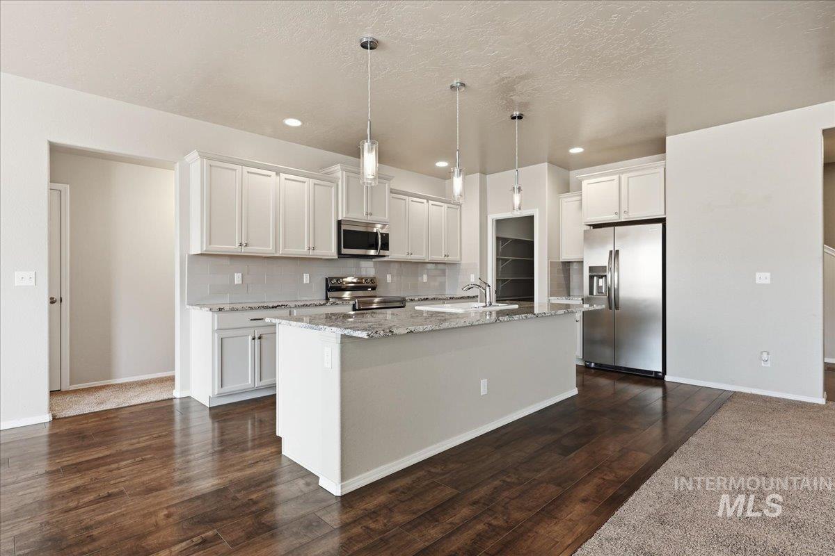 3360 S Fork, Nampa, Idaho 83686, 4 Bedrooms, 2 Bathrooms, Residential For Sale, Price $515,000, 98975345