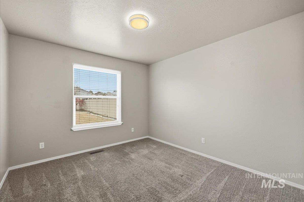 3360 S Fork, Nampa, Idaho 83686, 4 Bedrooms, 2 Bathrooms, Residential For Sale, Price $515,000, 98975345