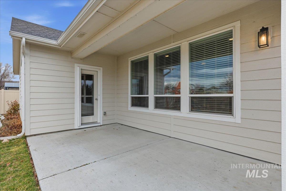 3360 S Fork, Nampa, Idaho 83686, 4 Bedrooms, 2 Bathrooms, Residential For Sale, Price $515,000, 98975345