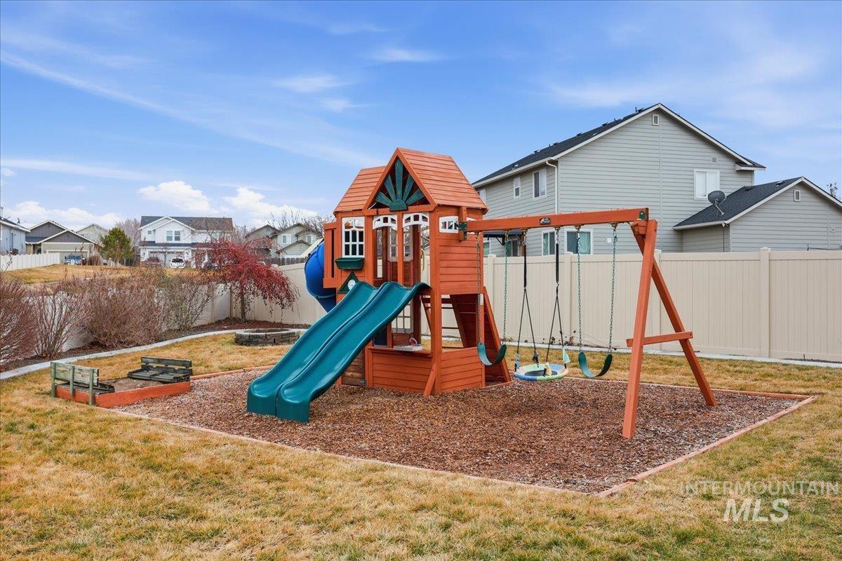 3360 S Fork, Nampa, Idaho 83686, 4 Bedrooms, 2 Bathrooms, Residential For Sale, Price $515,000, 98975345