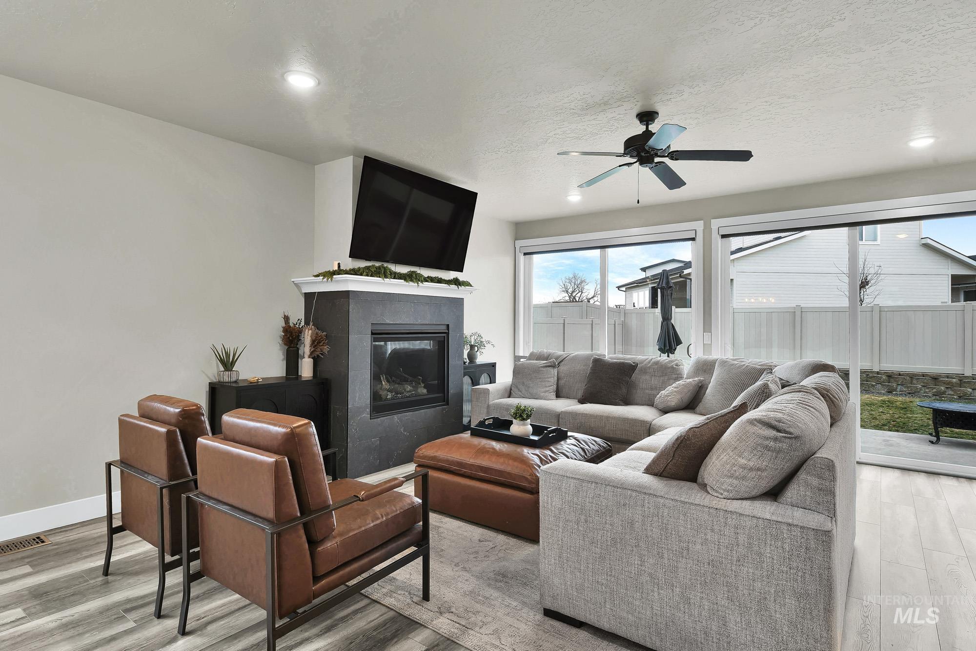 6104 S Corsican Ave, Meridian, Idaho 83642, 5 Bedrooms, 3 Bathrooms, Residential For Sale, Price $643,000,MLS 98975347